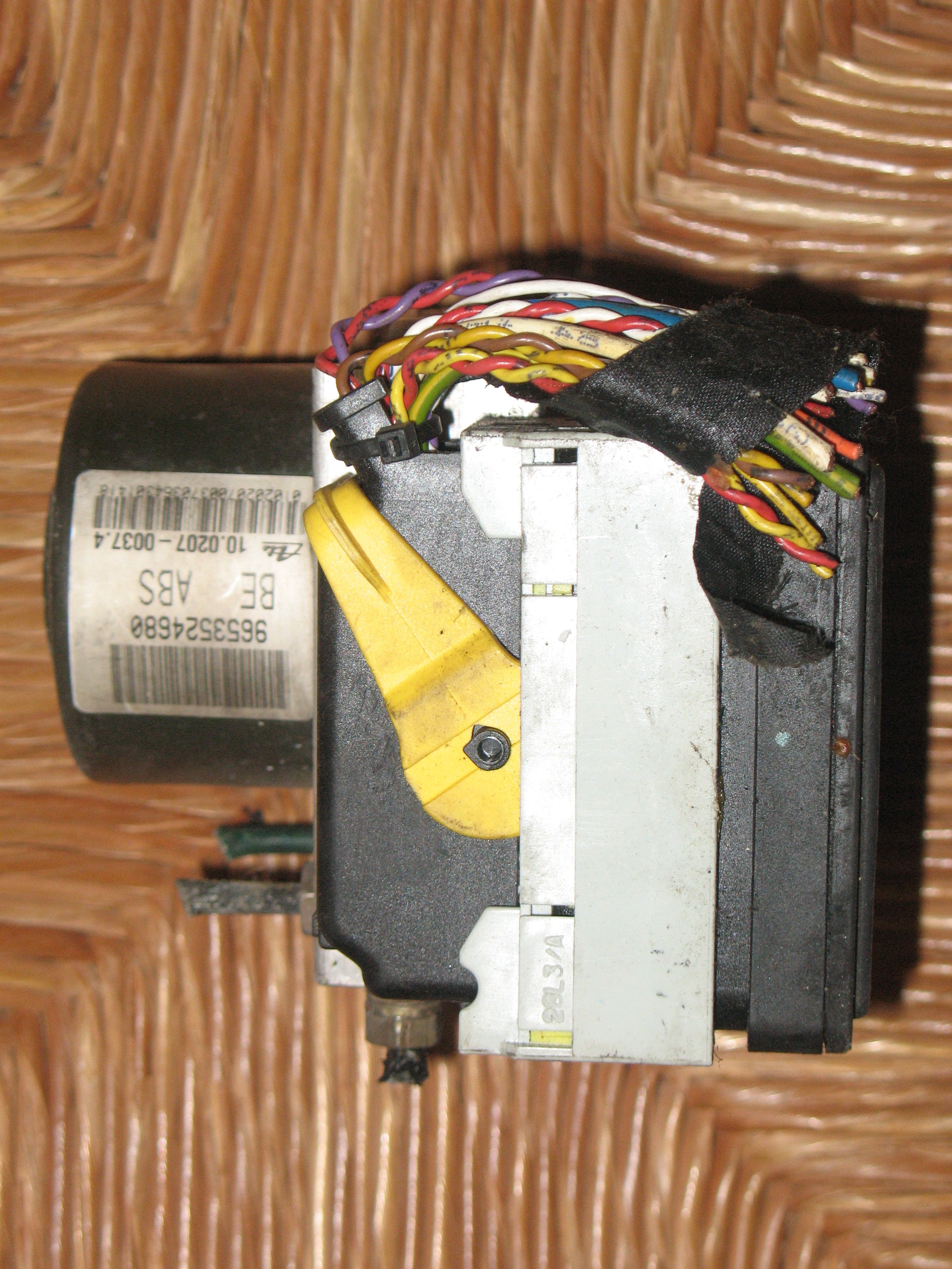 PEUGEOT 206 207 ABS ATE 10 0207-0.037,4 10,0970-1.119,3 C2 C3