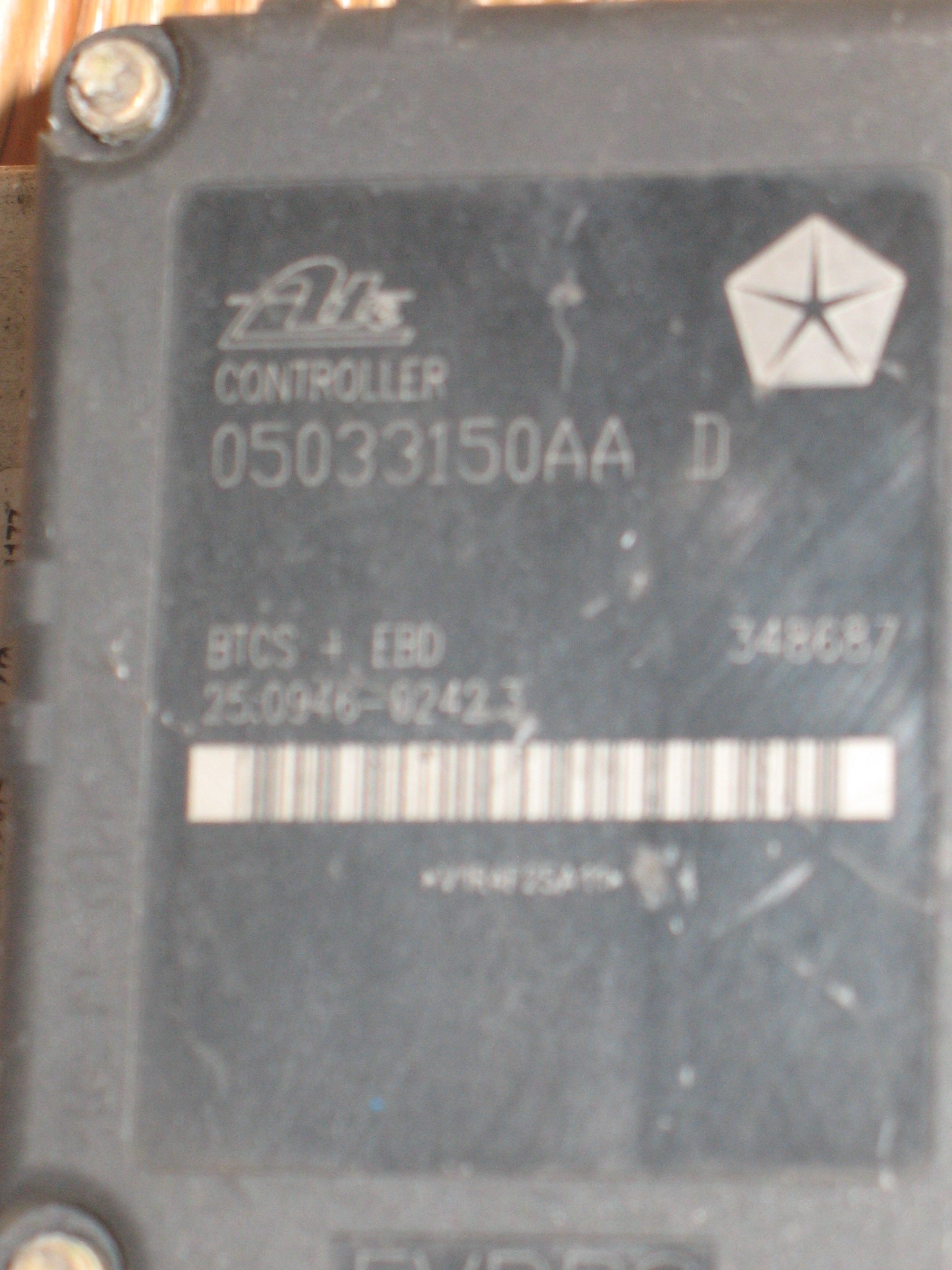 Centralina Pompa Abs per CHRYSLER Pt Cruiser 2.2 CRD LIMITED BER. 5P/D/2148CC P05273138AA 05033150aa