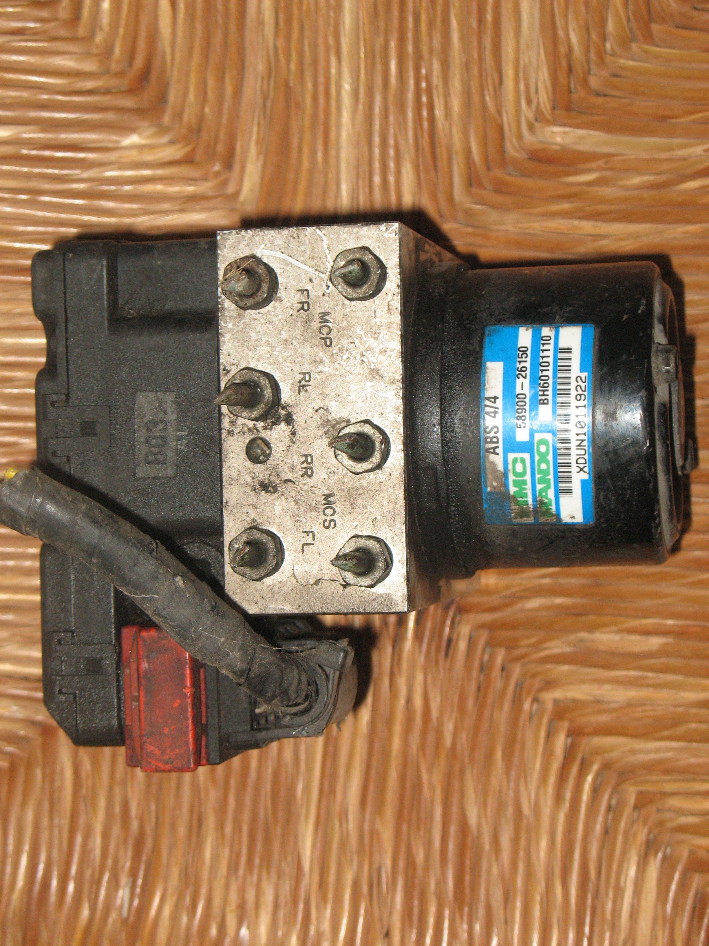 58900-26150 CENTRALINA ABS HYUNDAI Santa Fe 1° Serie 2000 Diesel 83 kW / 113 CV D4EA