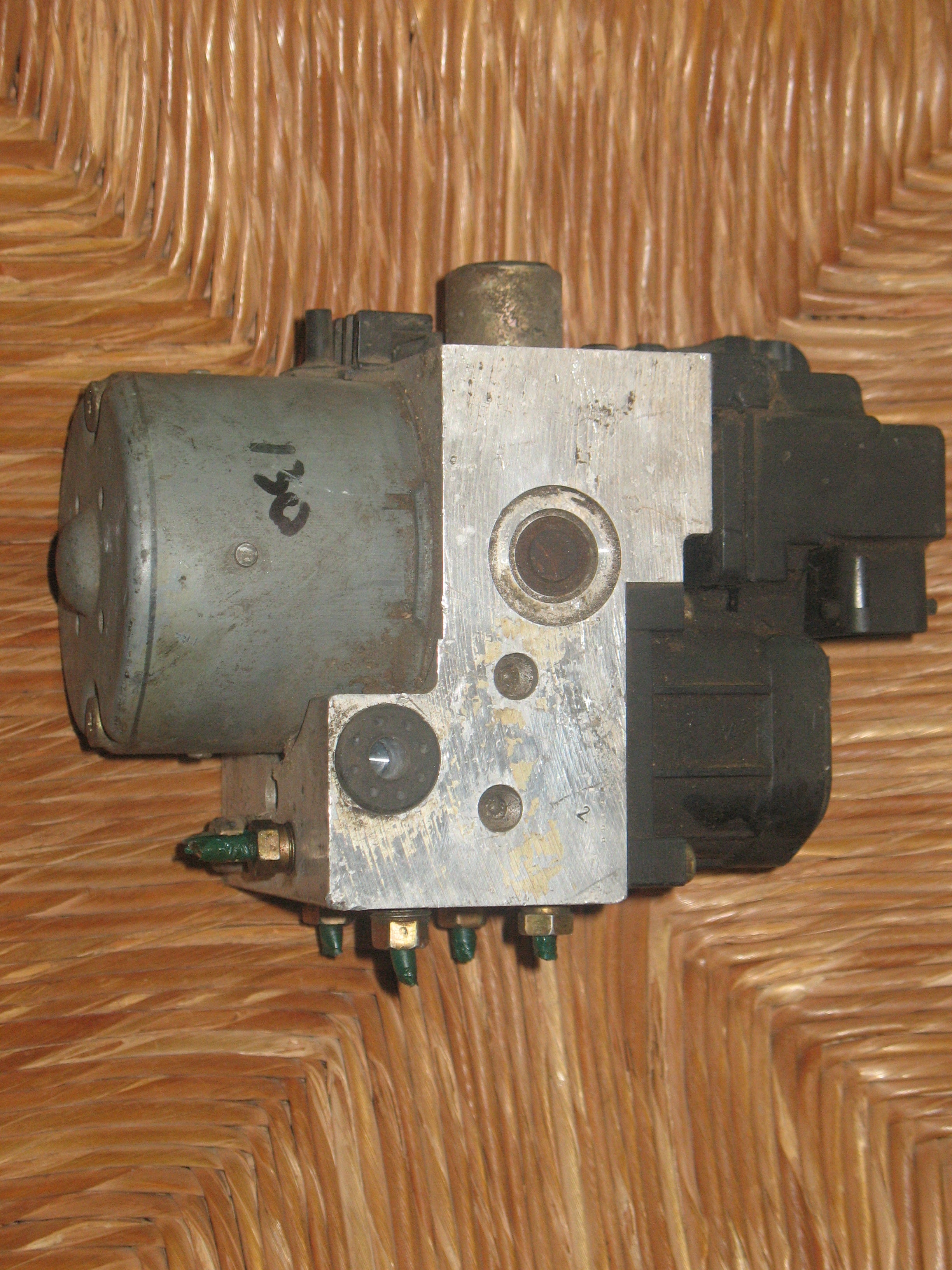 ABS POMPA CENTRALINA SAAB BOSCH 0265216471 4779484 0273004223