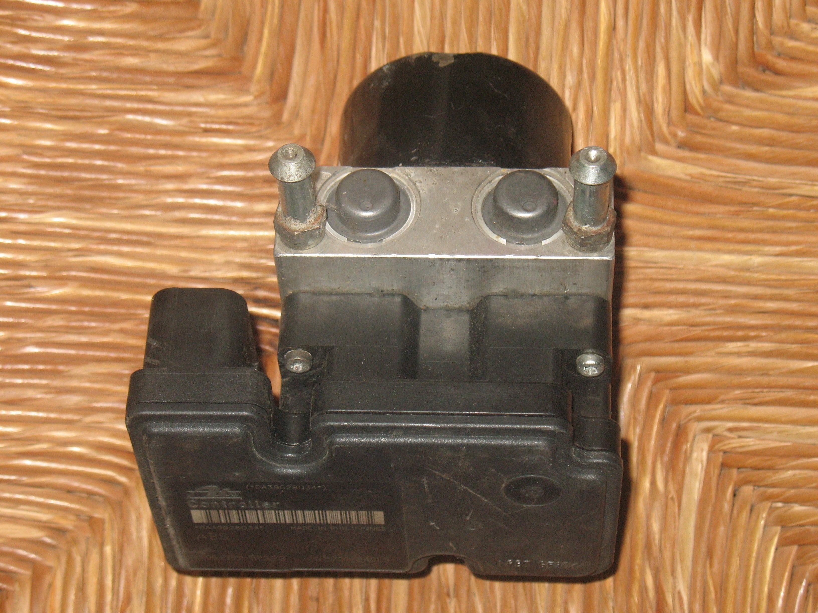 ABS CENTRALINA POMPA SUZUKI SWIFT 73K1BE2WD ATE 06.2102-1039.4 06.2109-5232.3 28.5700-2401.3