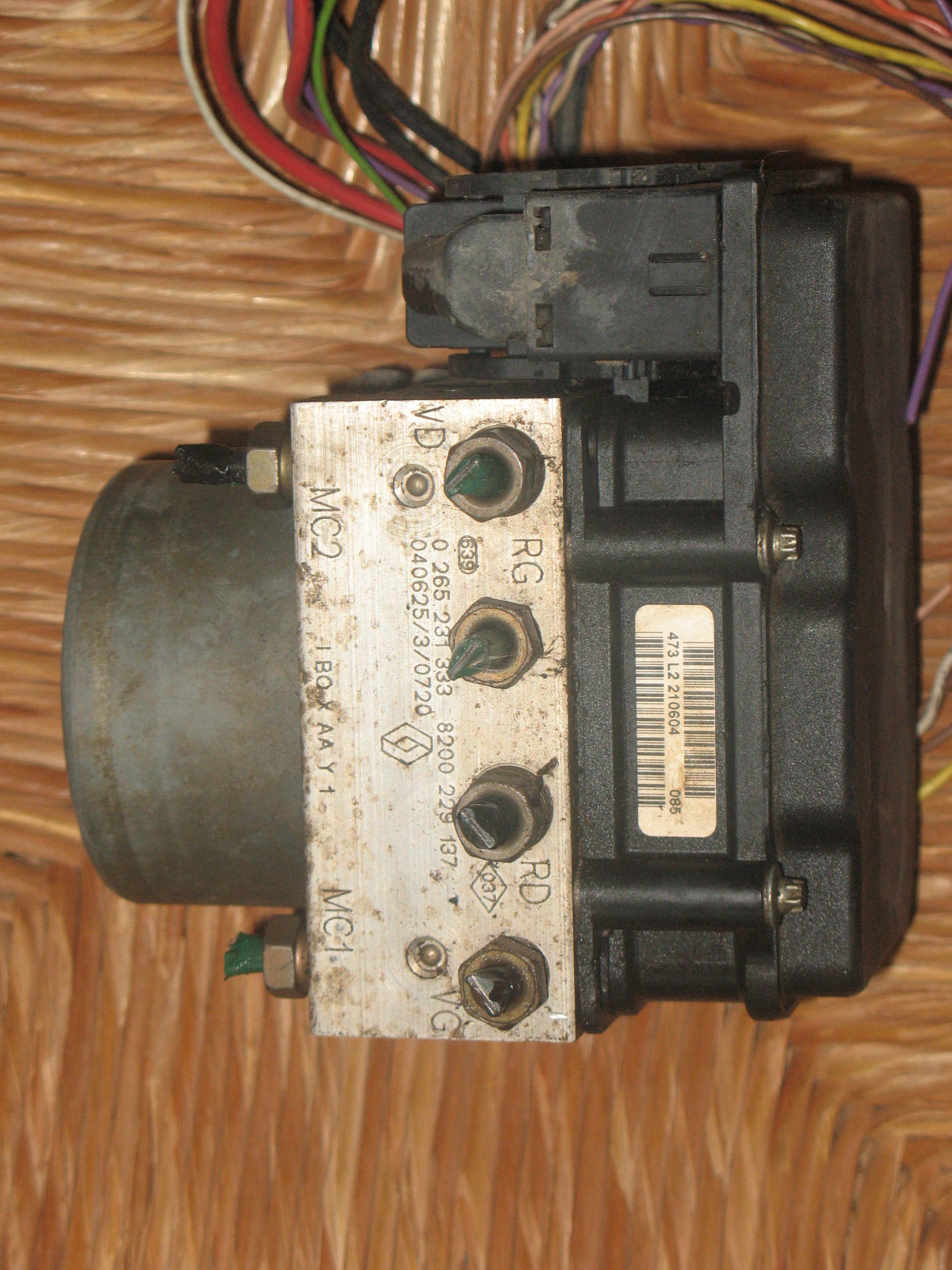 Centralina ABS Modulo Pompa Originale Usato BOSCH RENAULT CLIO 2a Serie 1.2 16V 0265800335