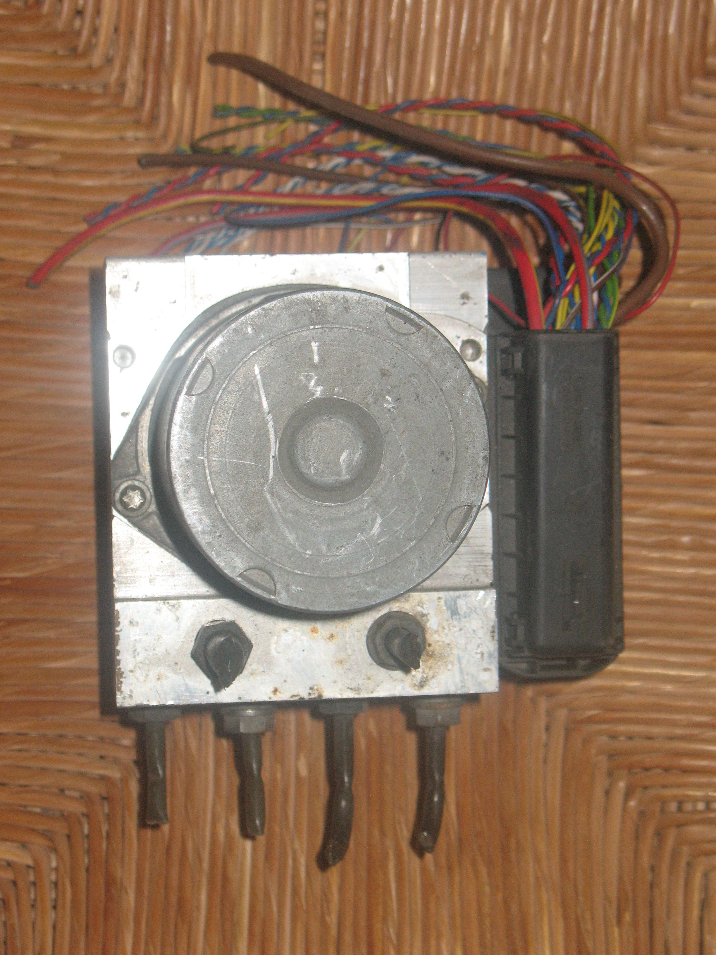 ABS/DSC Hydraulic BMW 3451-6758743-01 Bosch 0265950375