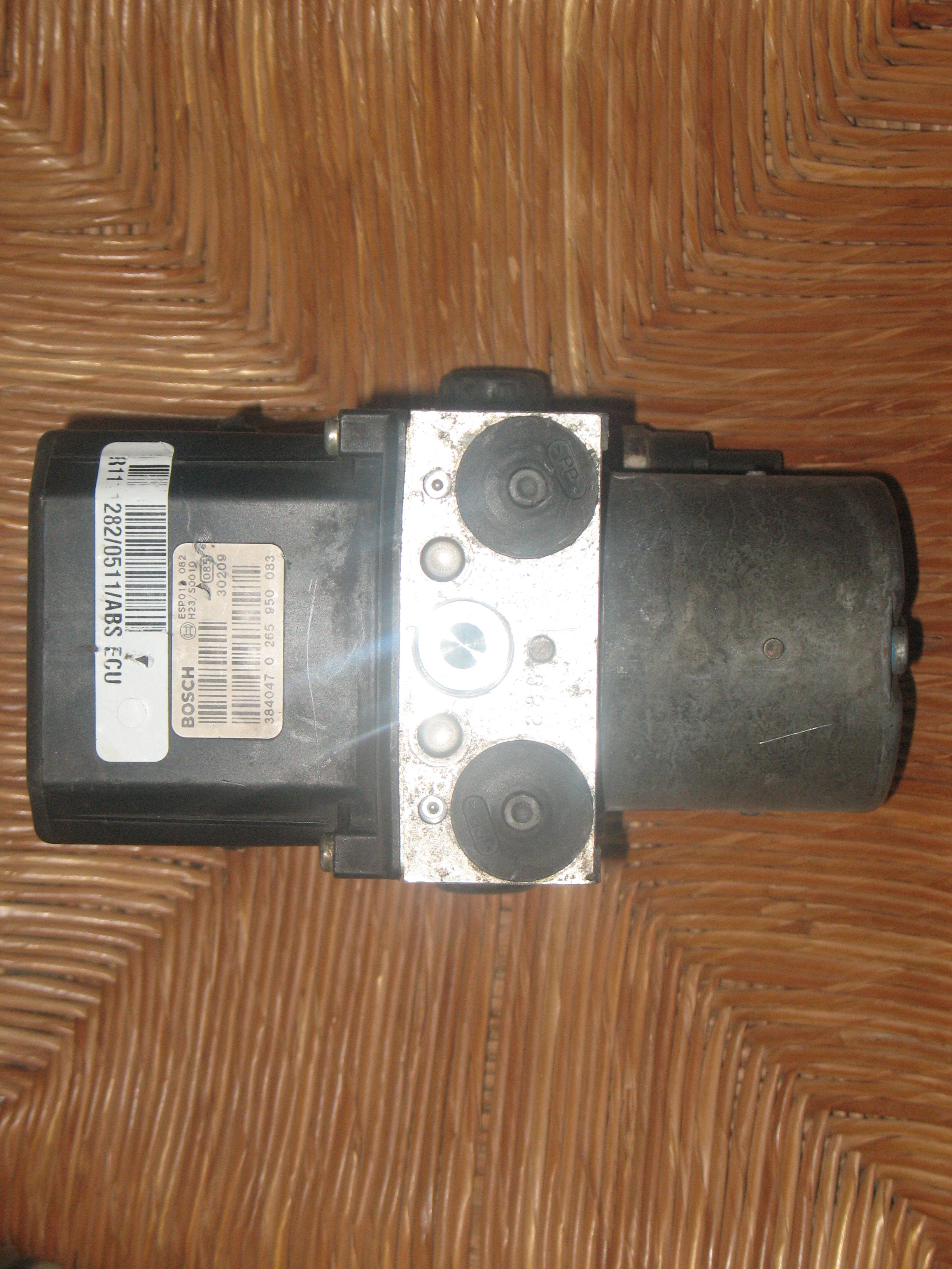 Audi RS6 4.2 ABS OEM 0265950083 Audi RS6  4B0614517AD