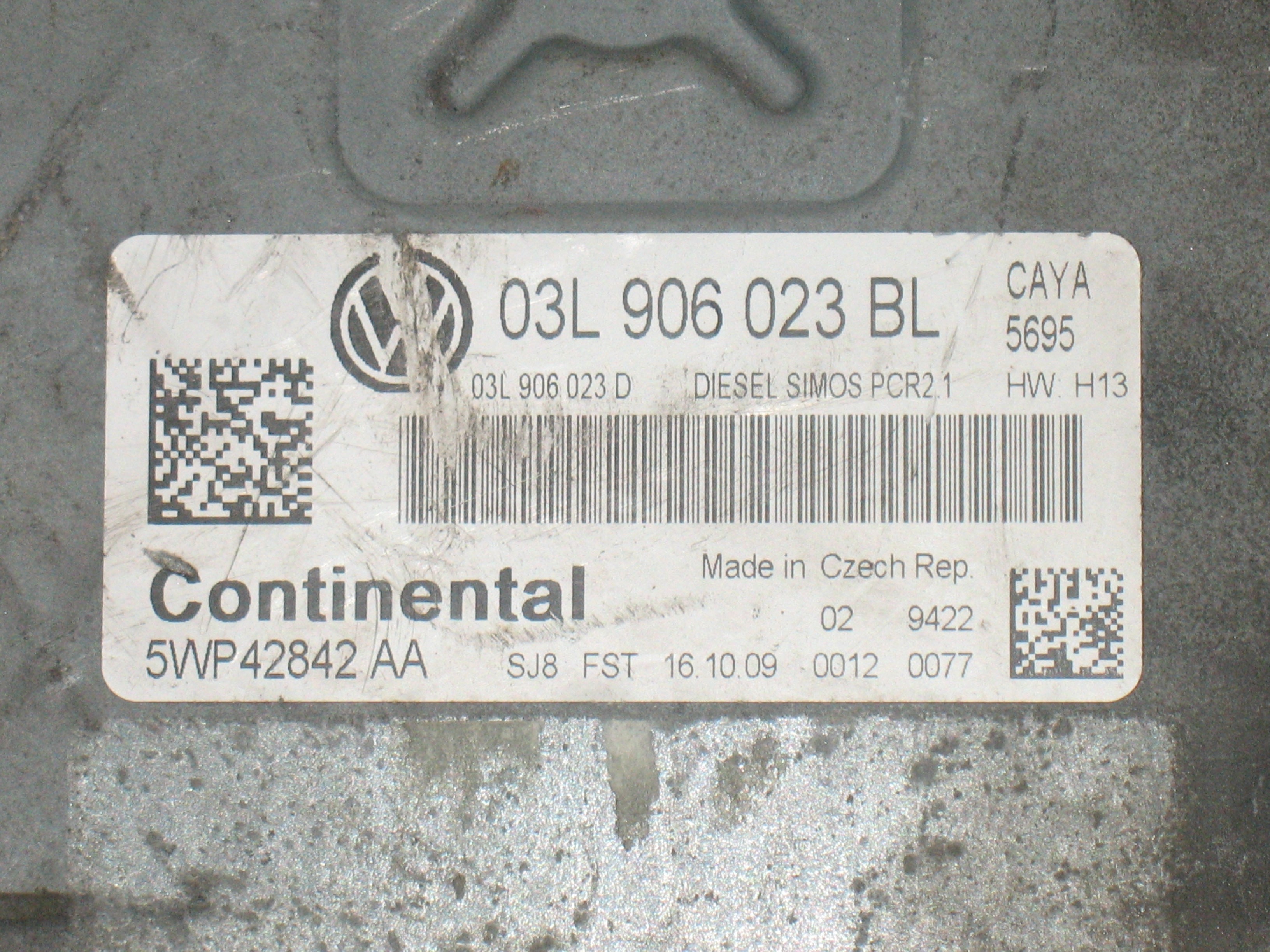 VOLKSWAGEN POLO 6R ECU MK5 03L906023BL 1.6 TDI DIESEL ENGINE ECU 5WP42842AA