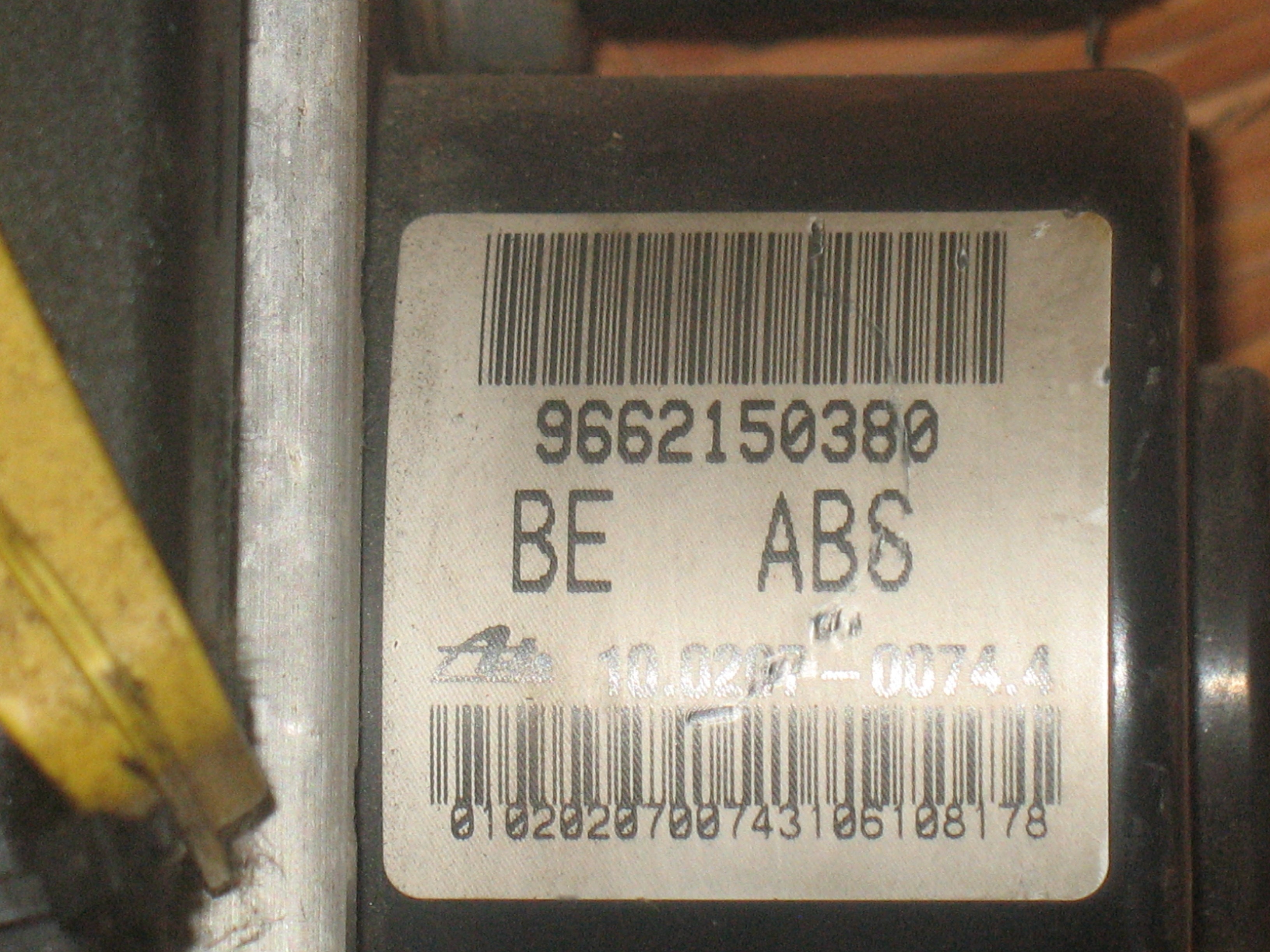 9662150380 CENTRALINA POMPA AGGREGATO ABS CITROEN C3 PLURIEL 1.4 50KW D 5M 3P (2006) RICAMBIO USATO 10.0207-0074.4 10.0970-1134.3