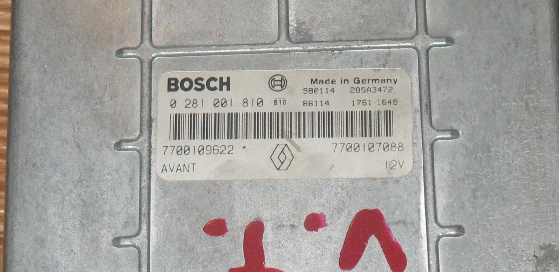 ECU CENTRALINA MOTORE RENAULT MEGANE 1.9 DTI BOSCH 0281001810 HOM 7700107088 770011064