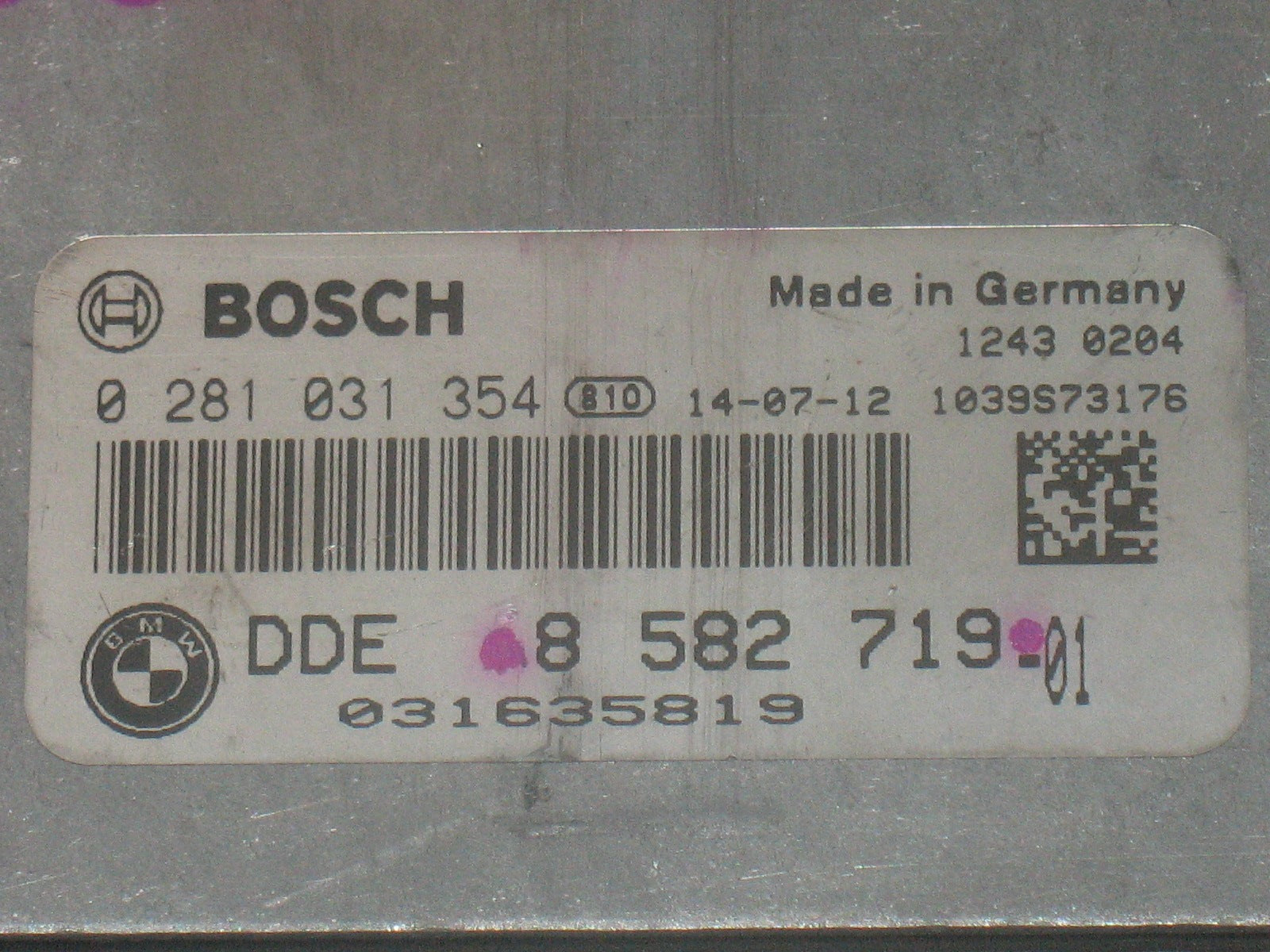 Centralina motore Bosch BMW F11 520D 0281031354 0 281 031 354 DDE8582719 DDE 200 EDC17C50-6.58
