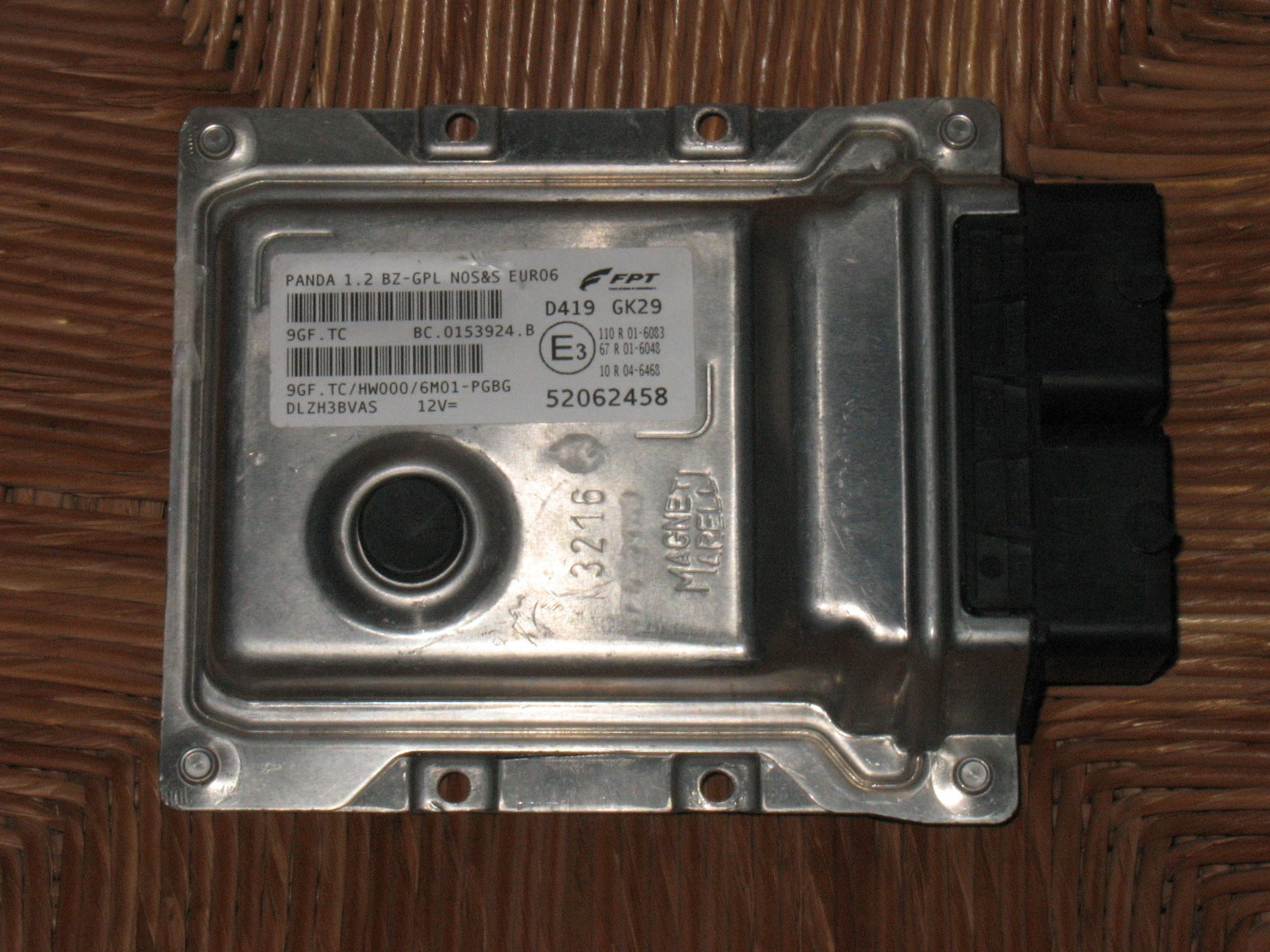 CENTRALINA MOTORE ENGINE ECU FIAT PANDA 1.2 BENZINA GPL 312 EURO6 52062458