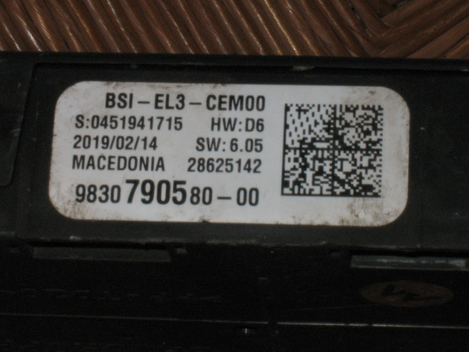 9830790580-00 porta fusibili per PEUGEOT 3008 SUV 1.5 BLUEHDI 130 EL3 141118