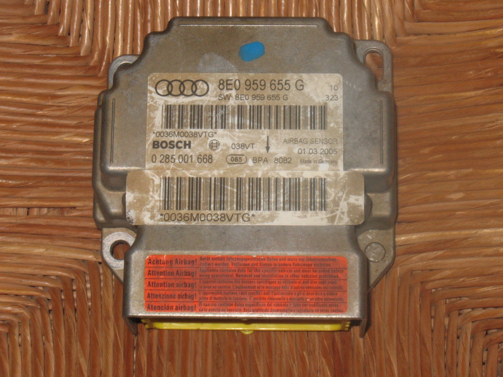 ECU AIRBAG AUDI A4 BOSCH 0285001668 8E0959655G 038VT 0 285 001 668 8E0 959 655 G 0036M0038VTG BPA 8082