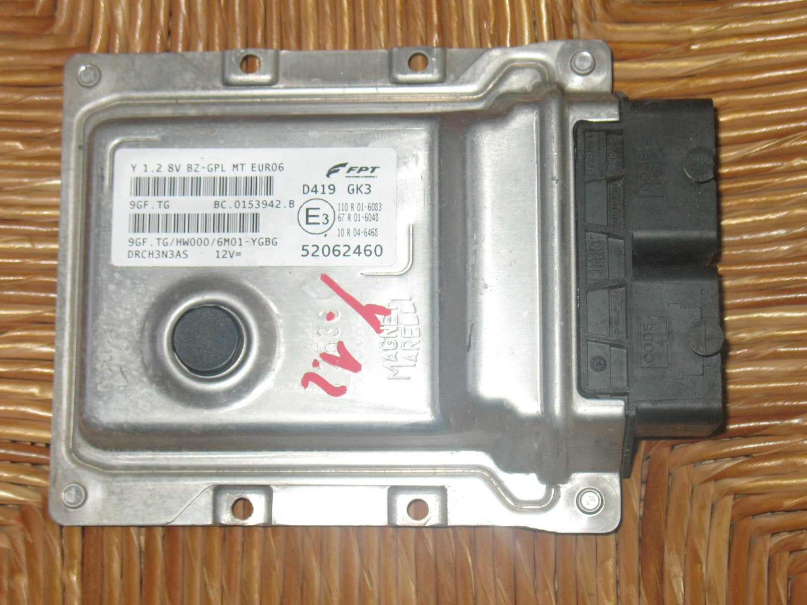 ECU CENTRALINA MOTORE LANCIA YPSILON 1.2 GPL 52062460 9GF.TG HW000