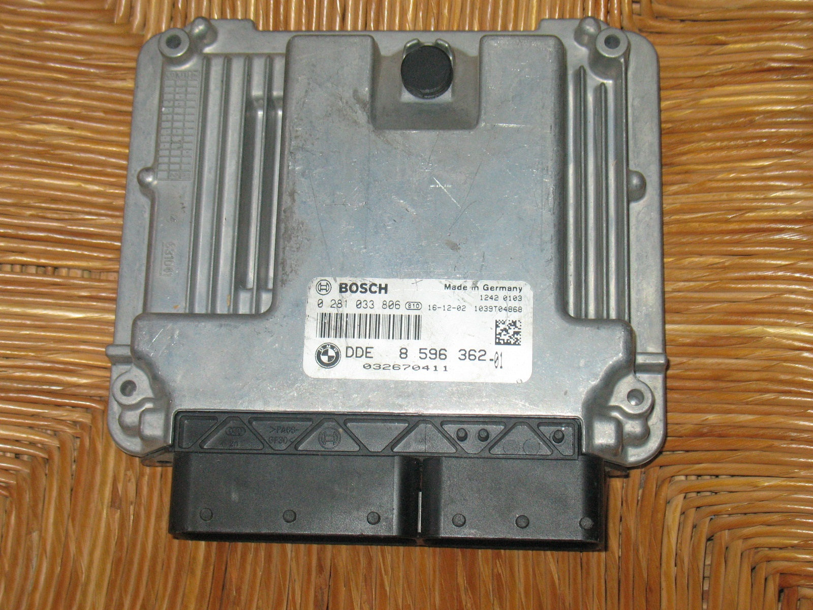 CENTRALINA MOTORE ECU BMW SERIE 1 F20 0281033806 BMW 0281033806 DDE8596362 EDC17C50