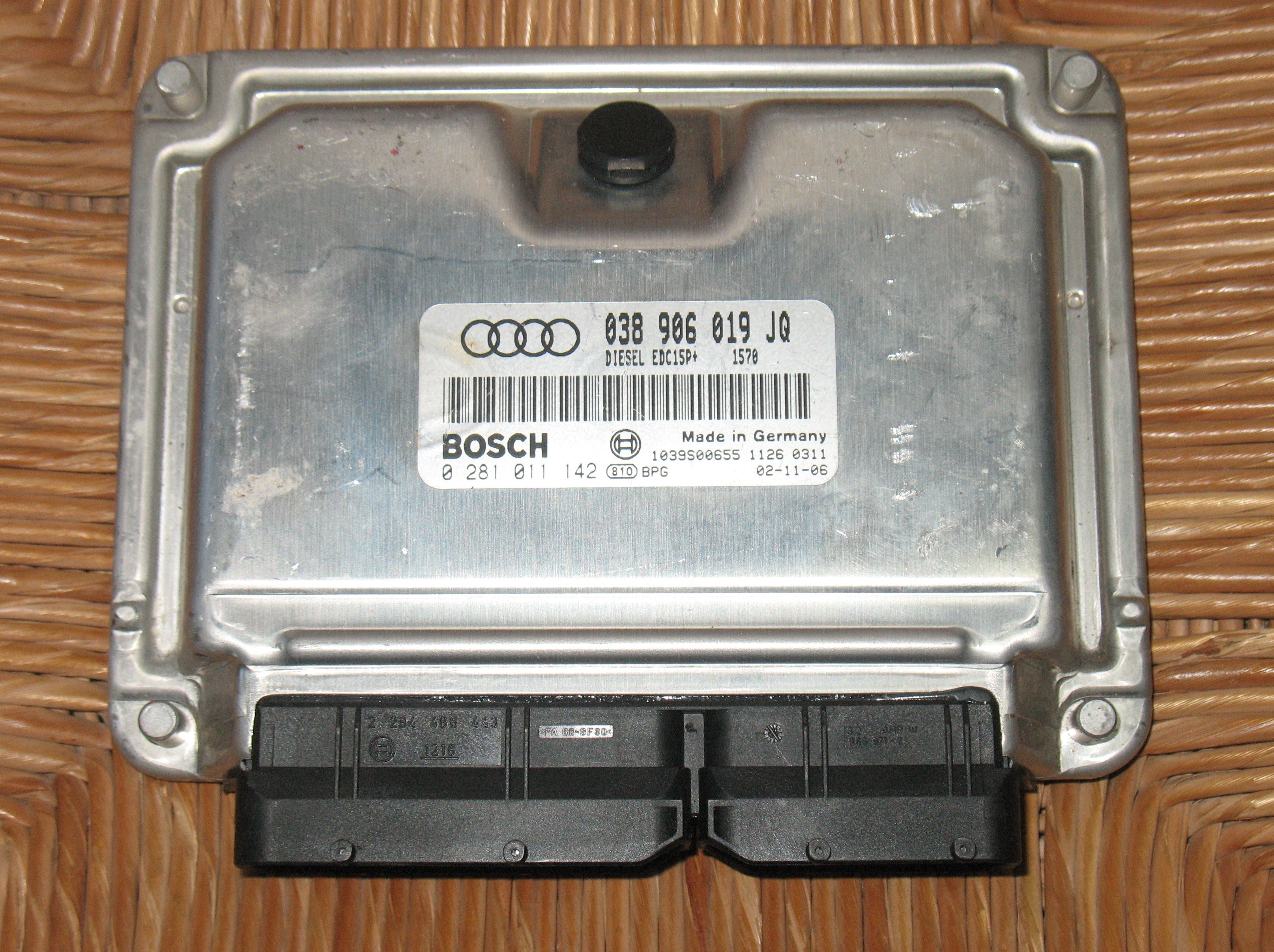 0281011142 CENTRALINA MOTORE ECU AUDI A4 AVANT (8E5 – B6) 1.9 TDI 8V MAN 5M 130CV 5P SW BOSCH 038906019JQ EDC15P+22.3.2