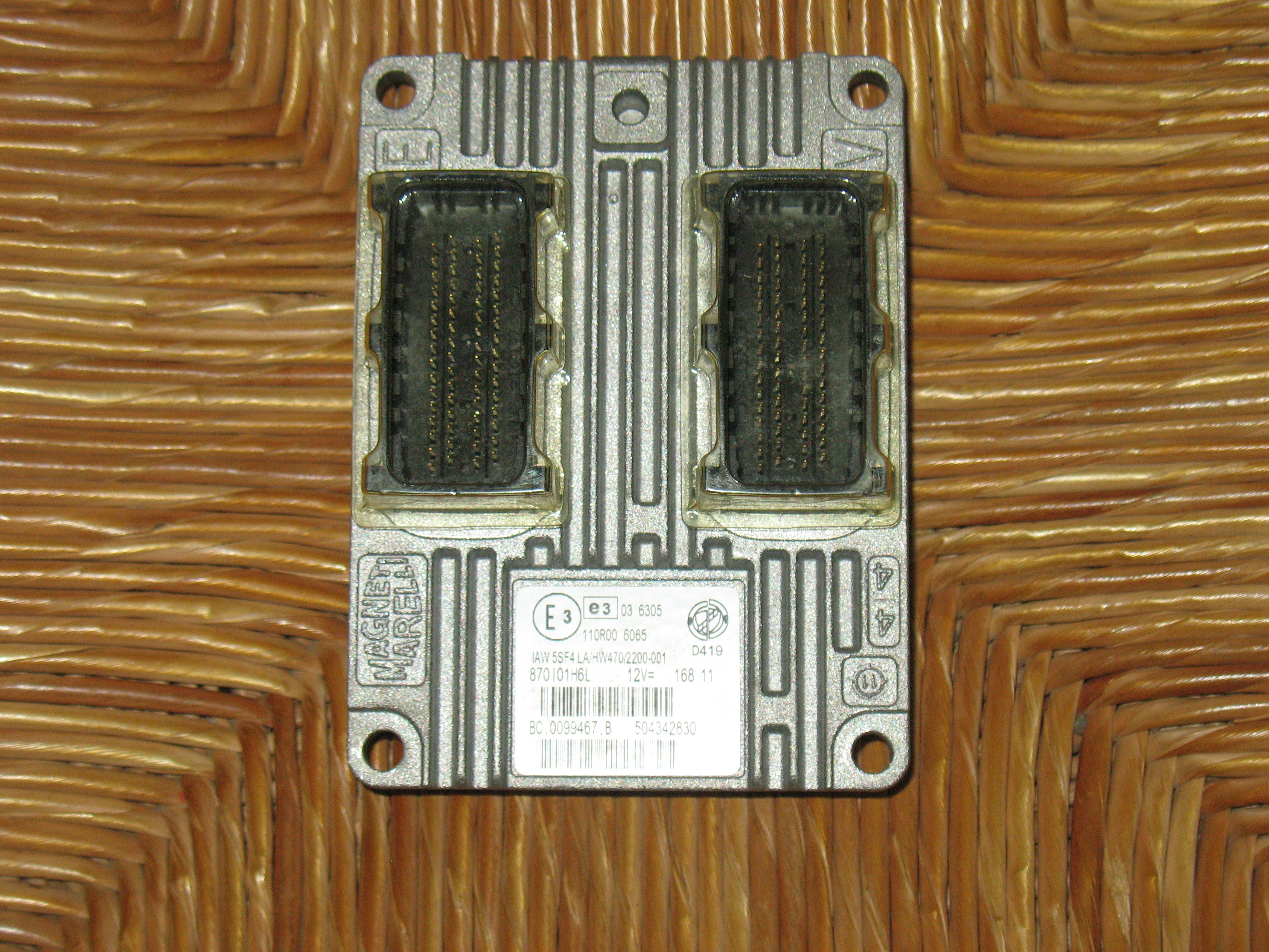 NUOVA ECU centralina motore IVECO IAW5SF4.LA 504342830 BC.0099467.B