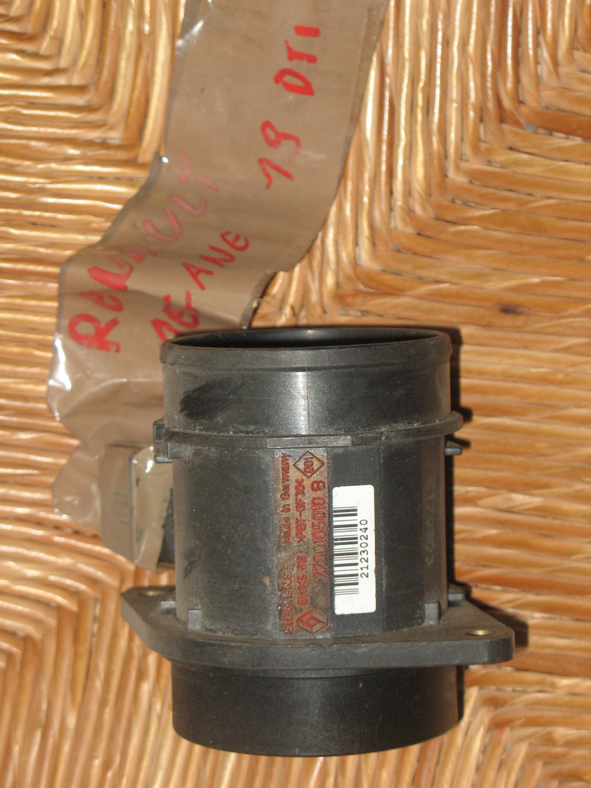 Debimetro 5WK9615 Mass Air Flow Meter Sensor 7700105010 for Renault 1.9 DTi VOLVO 1.9