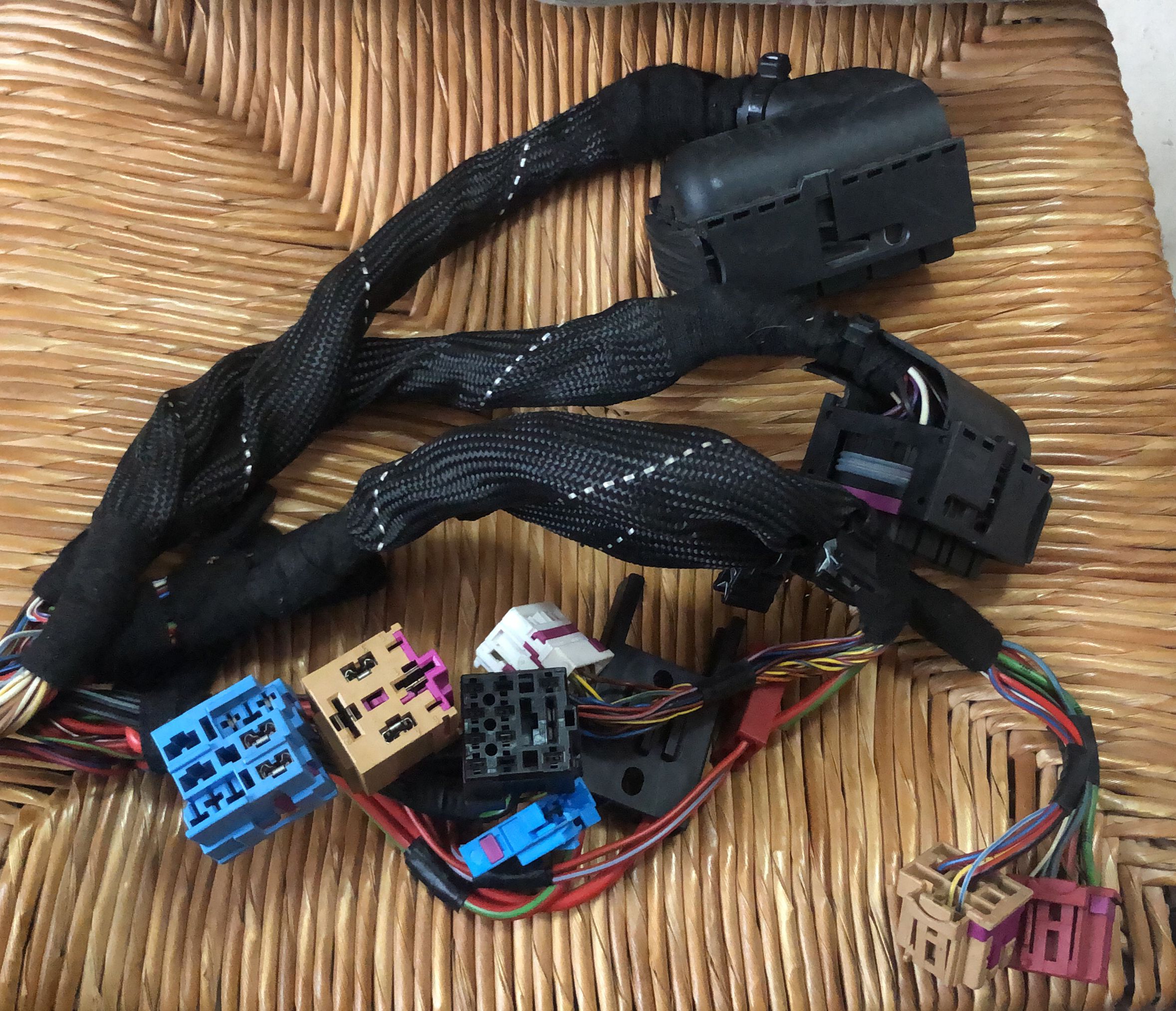 spinotti 4E0906385 4E0906379 Volkswagen Audi Seat Skoda Connettore Unità Computer Filo Presa