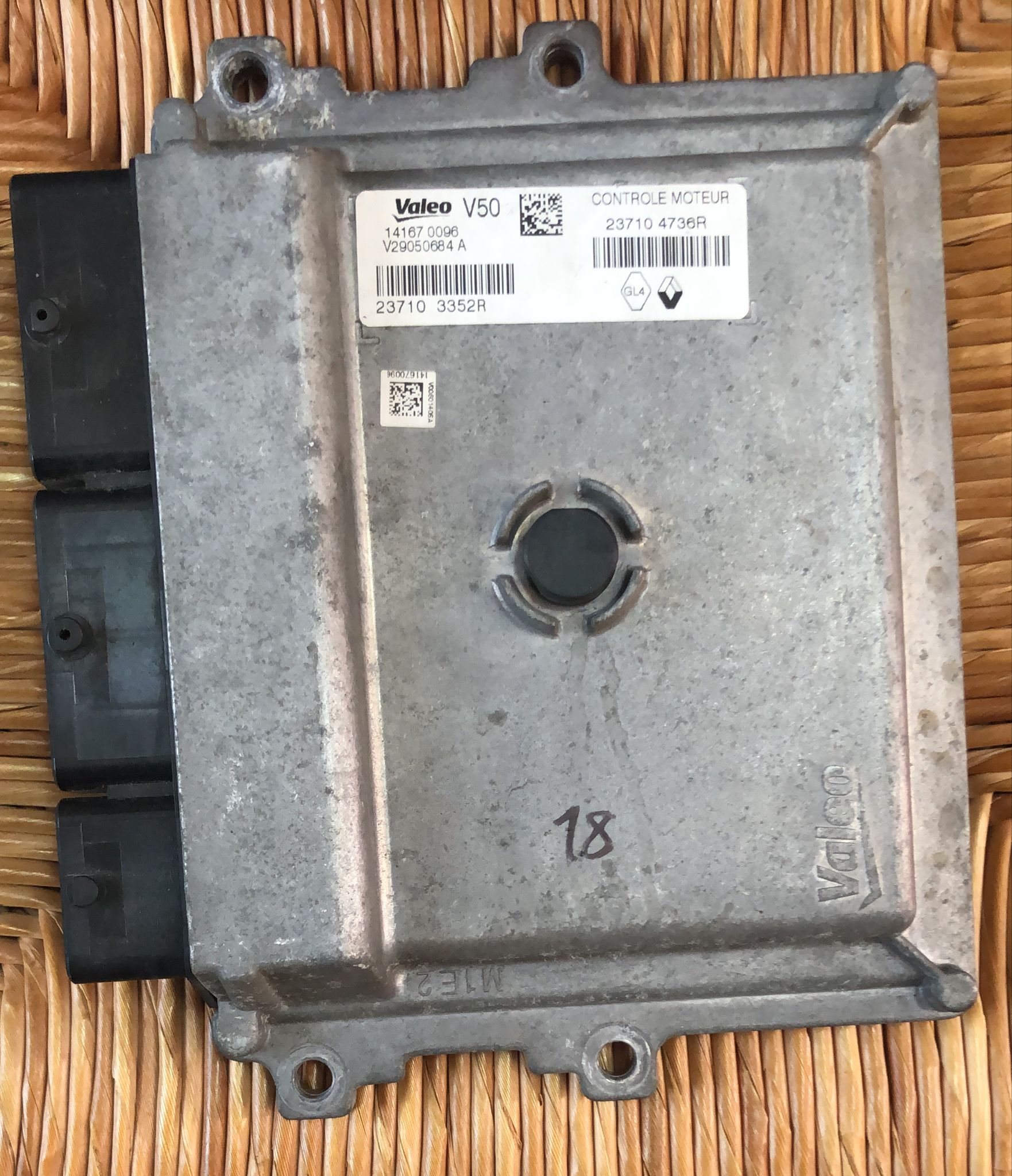 237104736R CENTRALINA MOTORE PER RENAULT CAPTUR 0.9 TCE V50 valeo