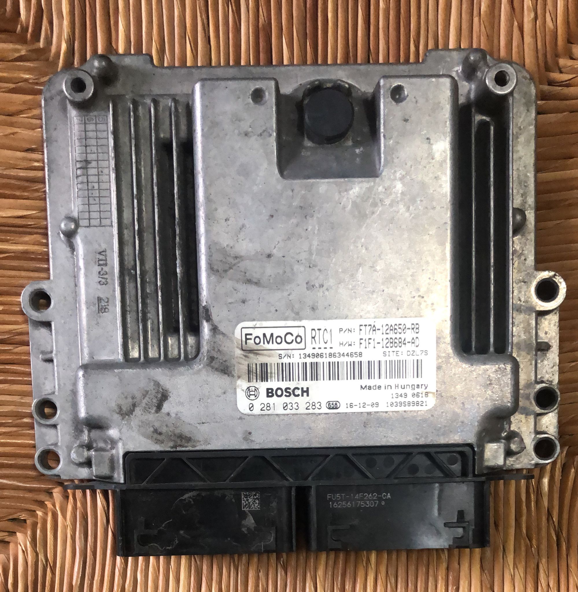 CENTRALINA MOTORE FORD TRANSIT COURIER BOSCH 0281033283 FT7A-12A650-RB FT7A12A650RB EDC17C70