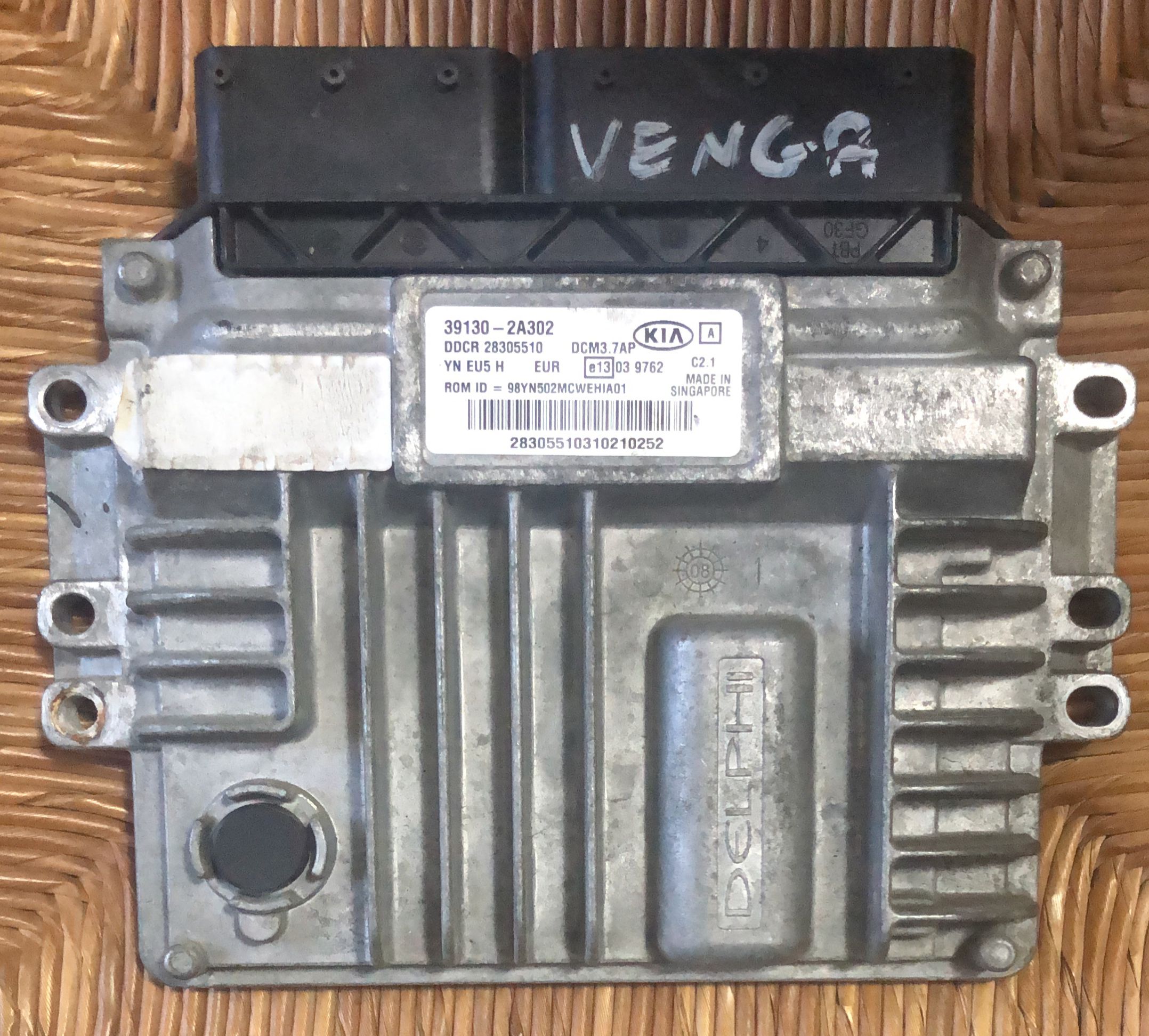 ECU centralina Kia Venga 1.4 CRDi ECU 39130-2A302 DDCR 28305510 Delphi DCM3.7AP c2.1