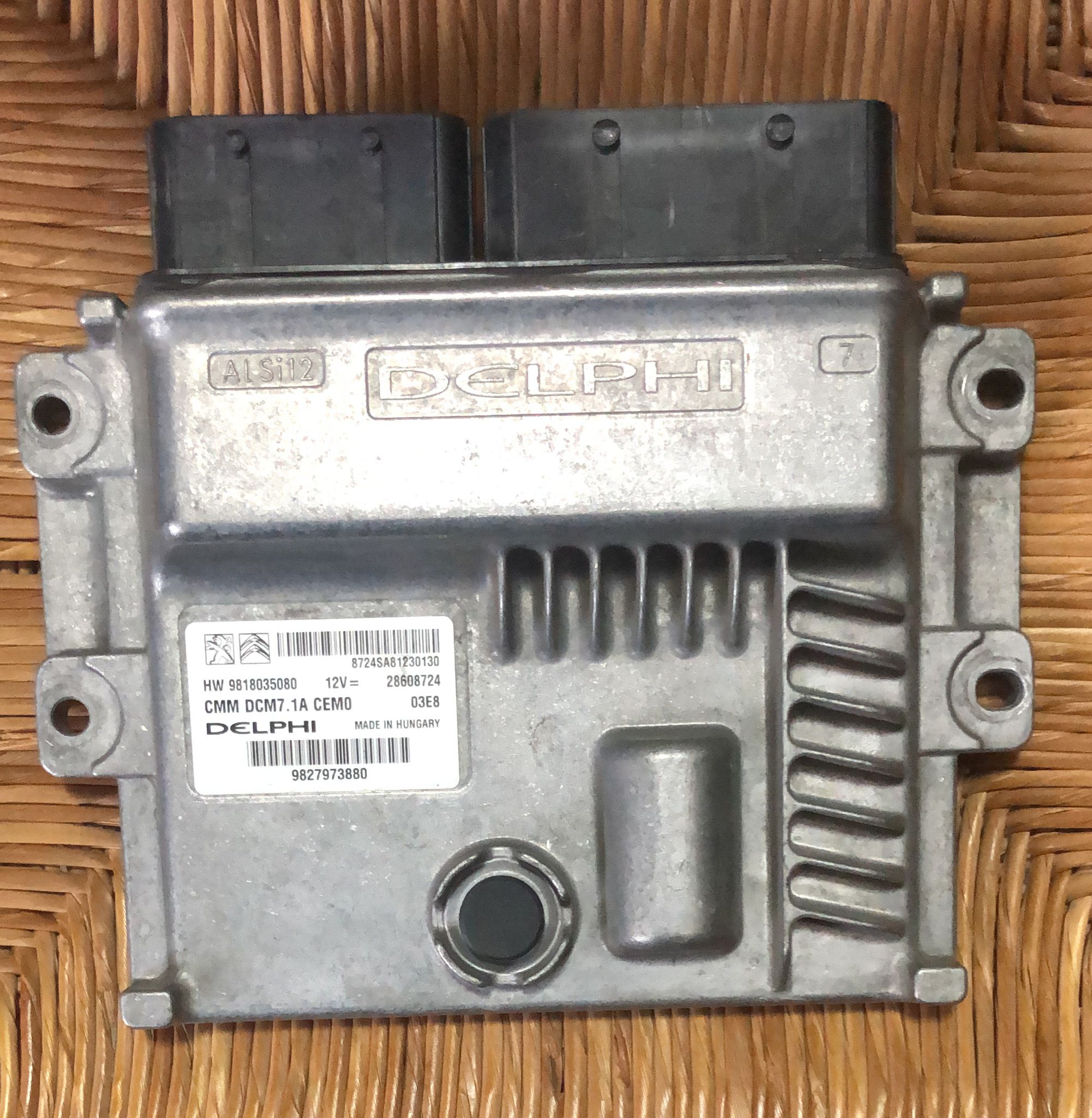 ECU centralina motore PEUGEOT CITROEN DCM7.1A 9818035080 9827973880 28608724
