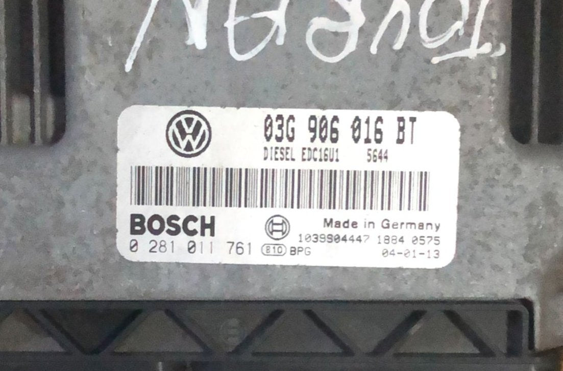 Ecu CENTRALINA VW VOLKSWAGEN TOURAN 1.9 TDI ANNO 2003 BOSCH 0281011761 03G906016BT EDC 16U1-5.41