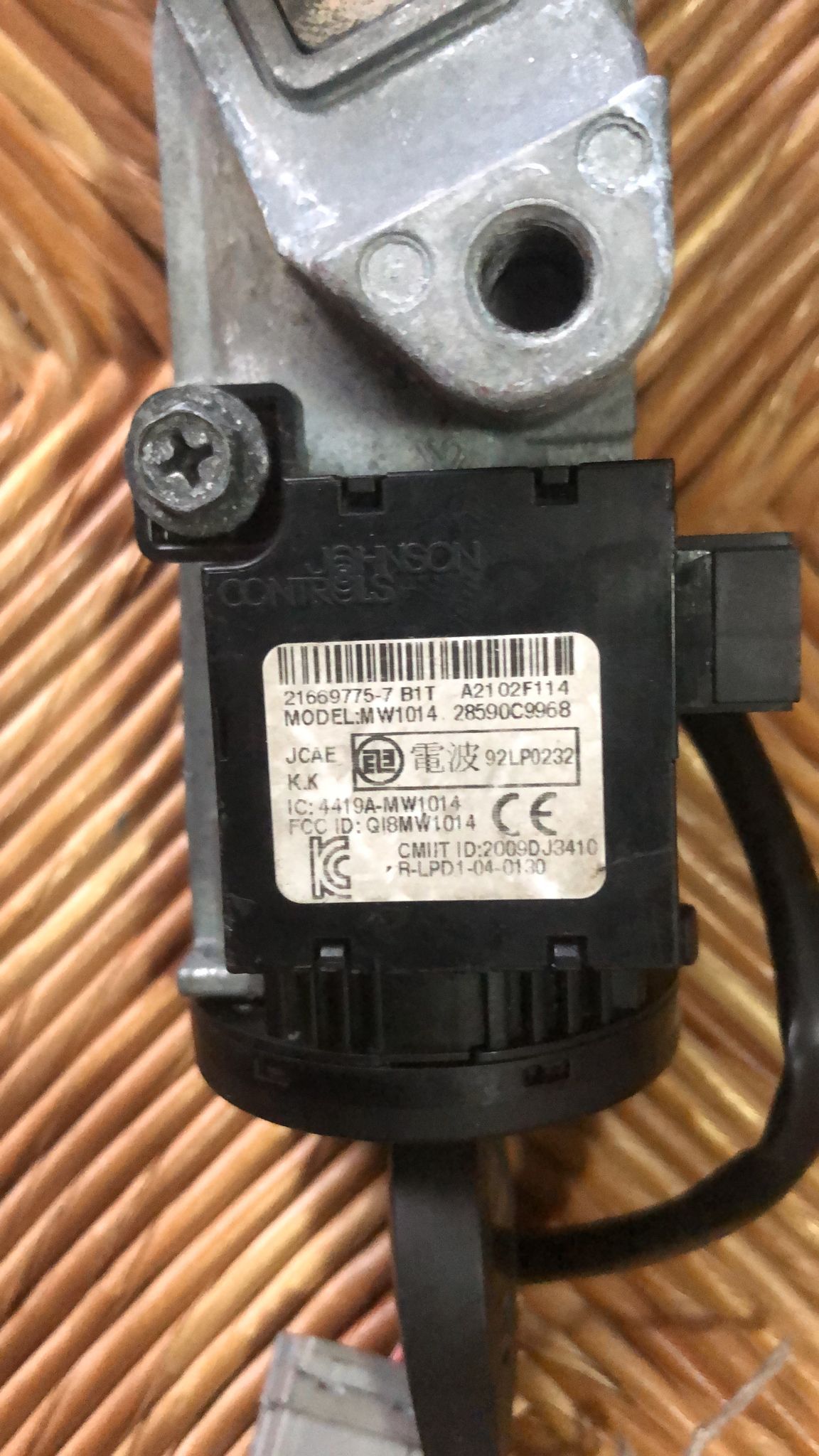 28590C9968 BLOCCHETTO CON CHIAVE ORIGINALE NISSAN JUKE MODEL MW1014 A2382B666