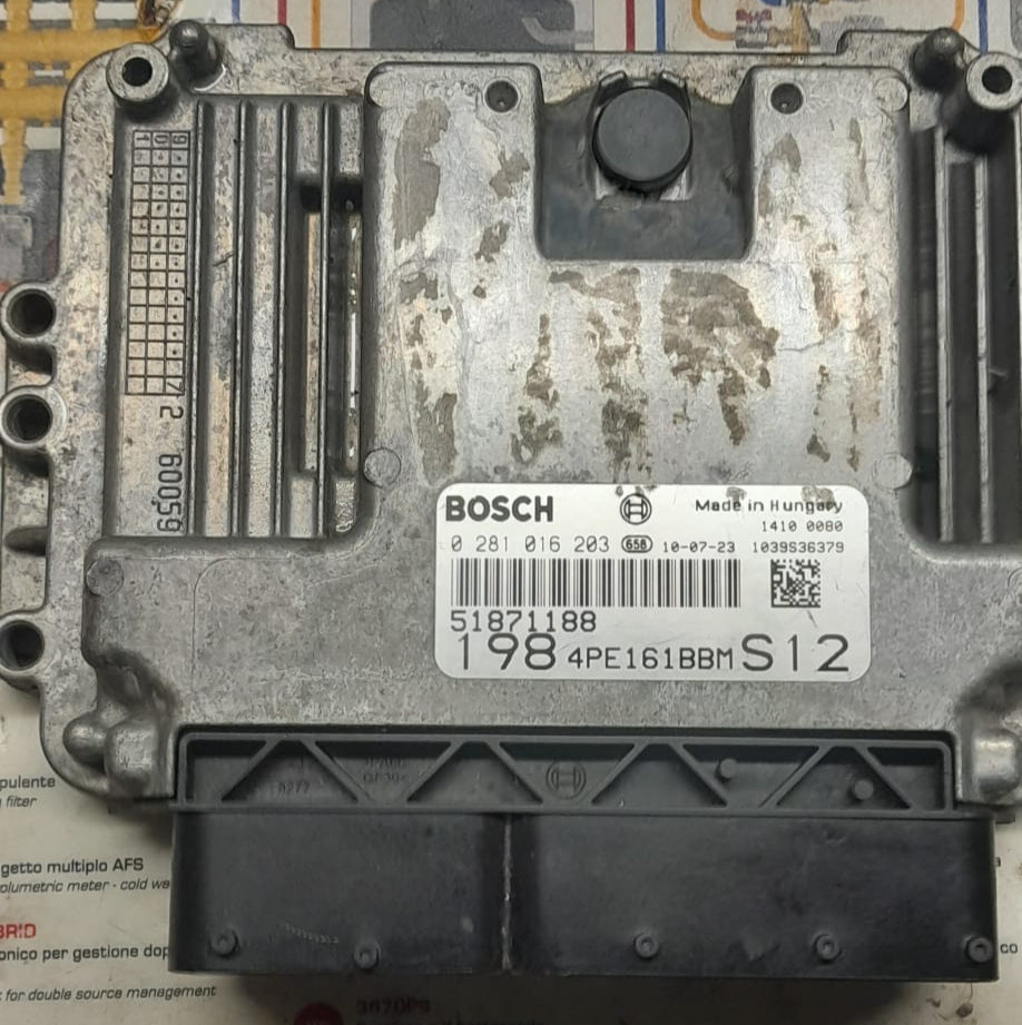 51852330 CENTRALINA FIAT BRAVO 198 1.6 D 88KW BOSCH 0281016203 4PE161BAA EDC16C39-6