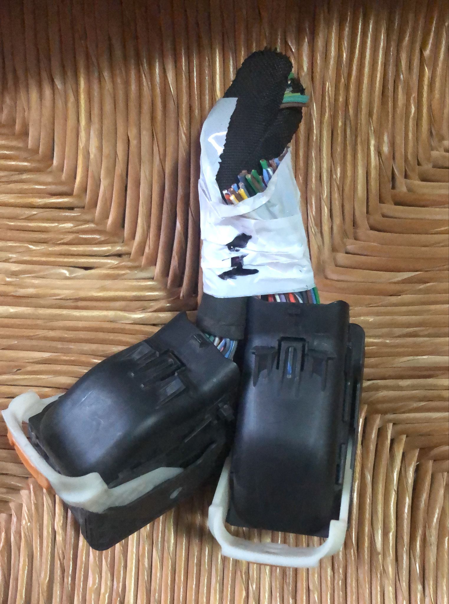 CONNETTORE ECU CENTRALINA AUTO 34853012100 348530121 00 310/18 D 34854111313 348541113 13 288/18 H