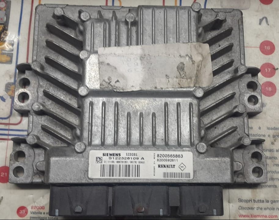 ECU CENTRALINA SCENIC 1.5 DCI SID301 S122326109A 8200565863