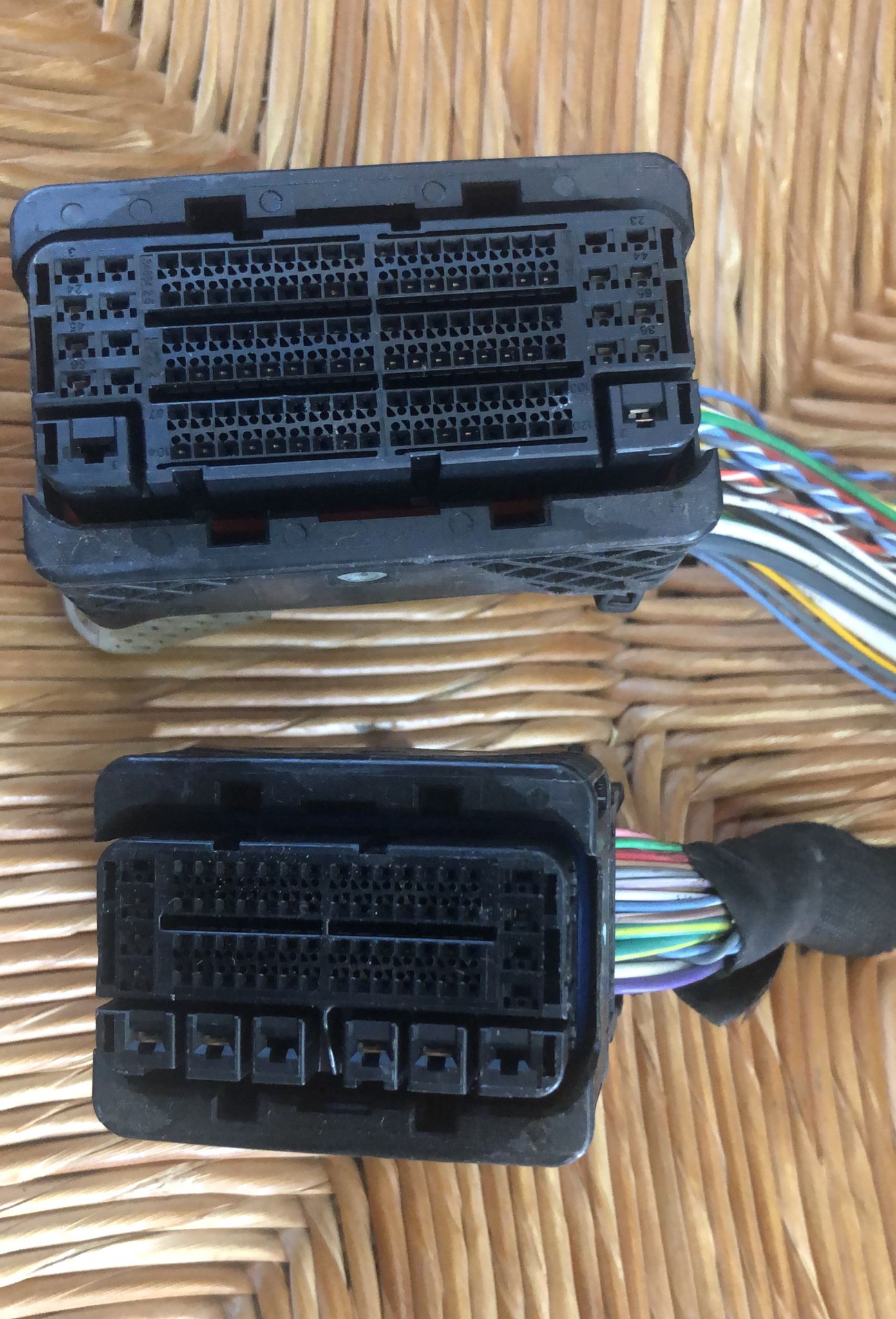 34853012100 348530121 00 34854111313 348541113 13 Connettori per ecu OPEL CORSA F 1.2 (68) 9830510980 A3C0177940001