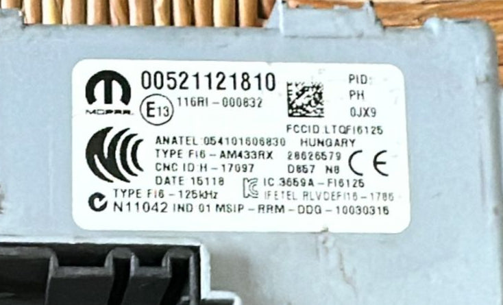 Fiat 500 Body Control Module Delphi 00521121810 116RI000832