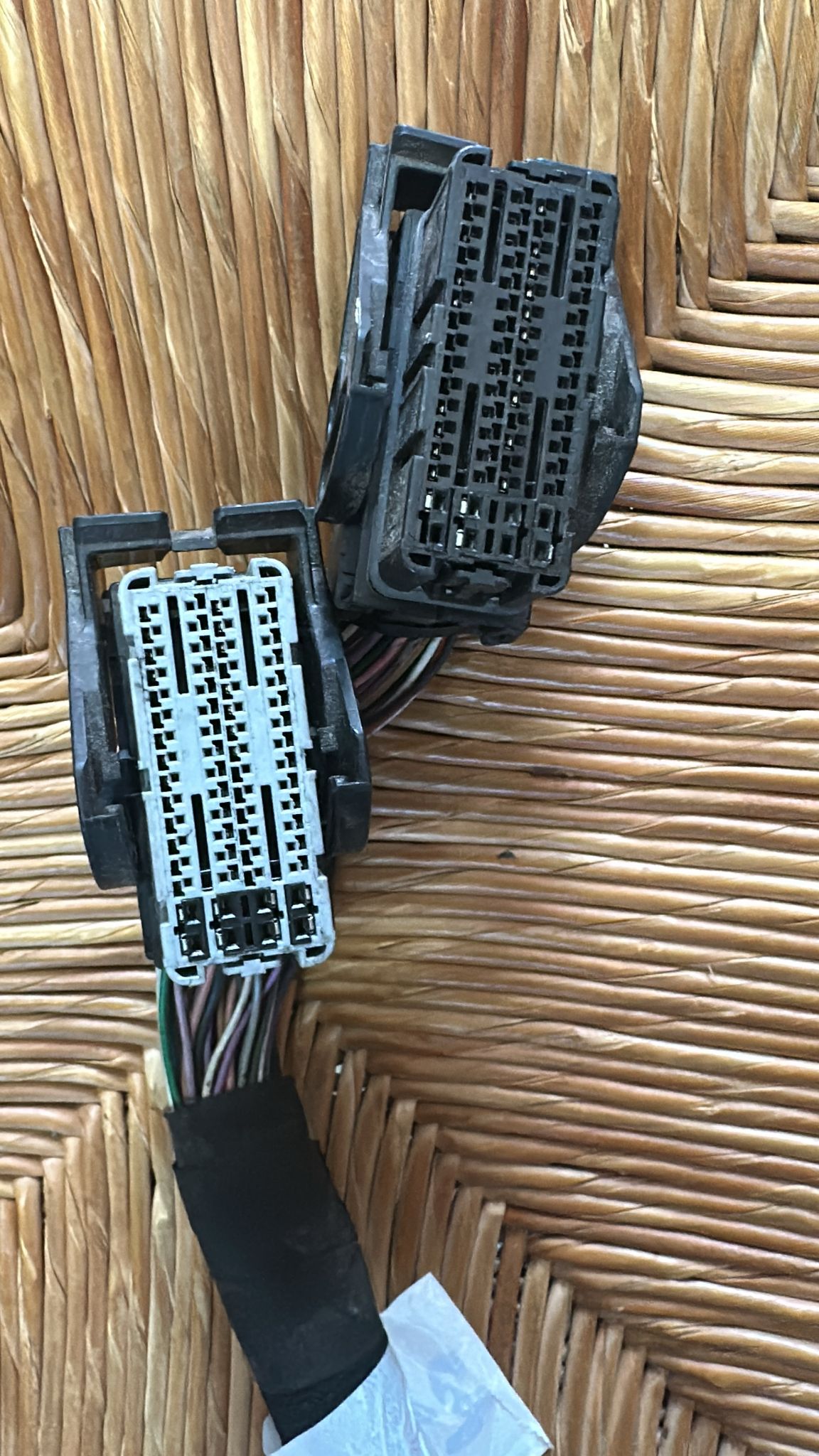 CONNETTORE SPINA CABLAGGIO CENTRALINA MOTORE DACIA