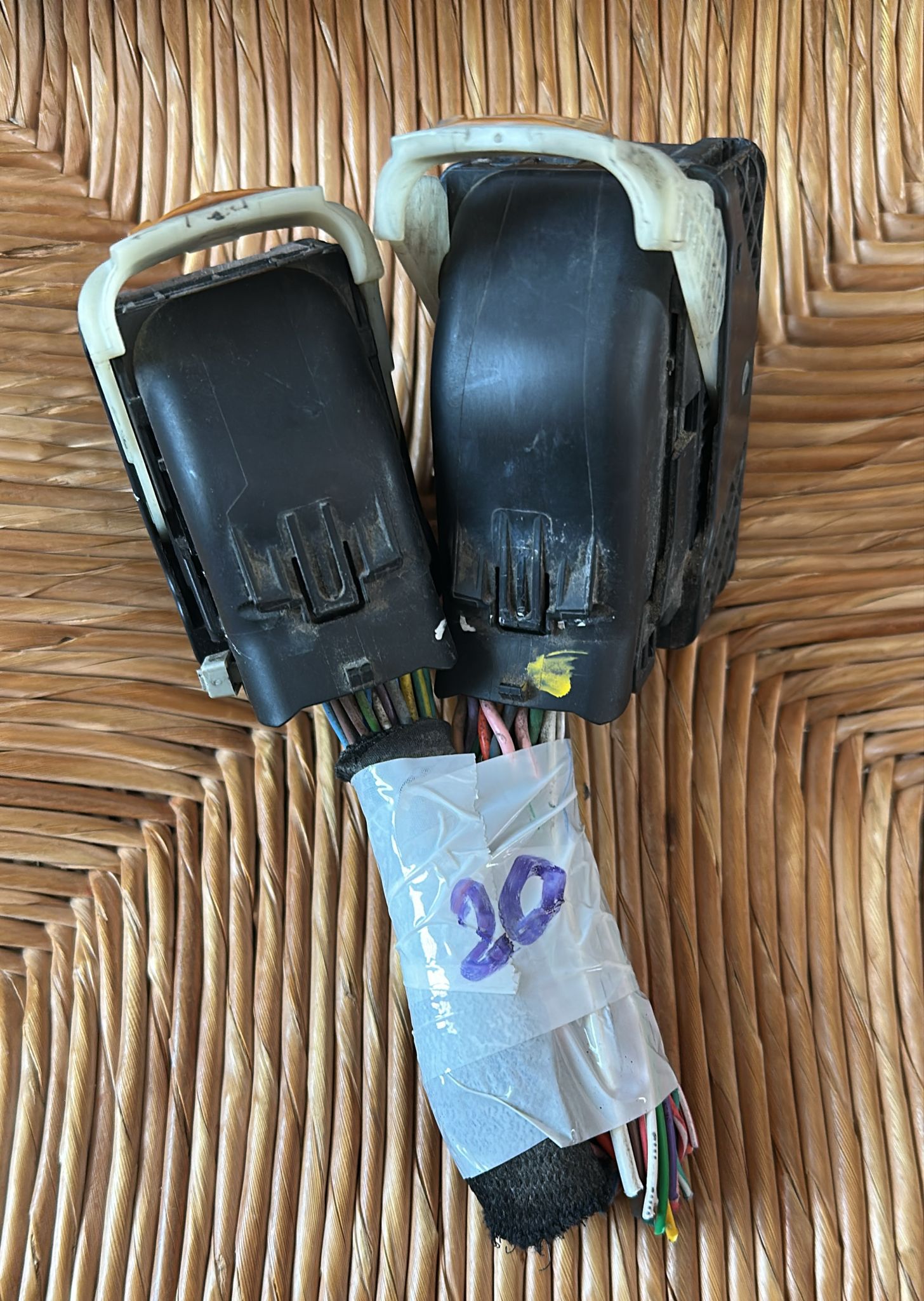 CONNETTORI 34854110101 / 34853110202 per PEUGEOT Partner 3° Ser 1.6 BH01 BOSCH 0281032456 9814182680 EDC 17C60