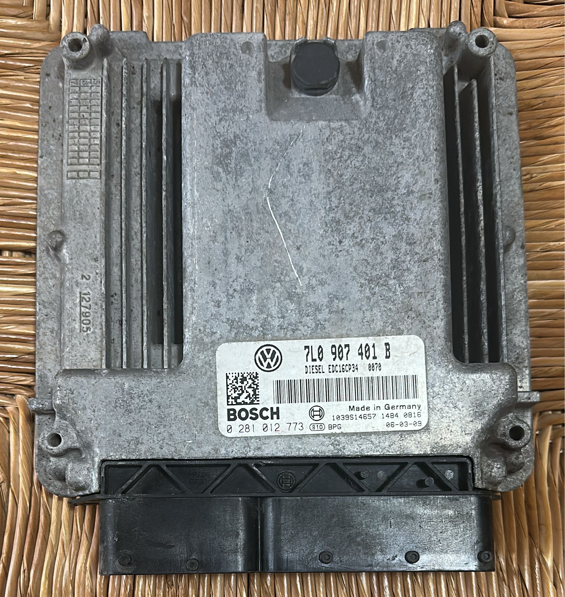 CENTRALINA VW VOLKSWAGEN TOUAREG 3.0 TDI BOSCH 0281012773 7L0907401B Diesel 3000