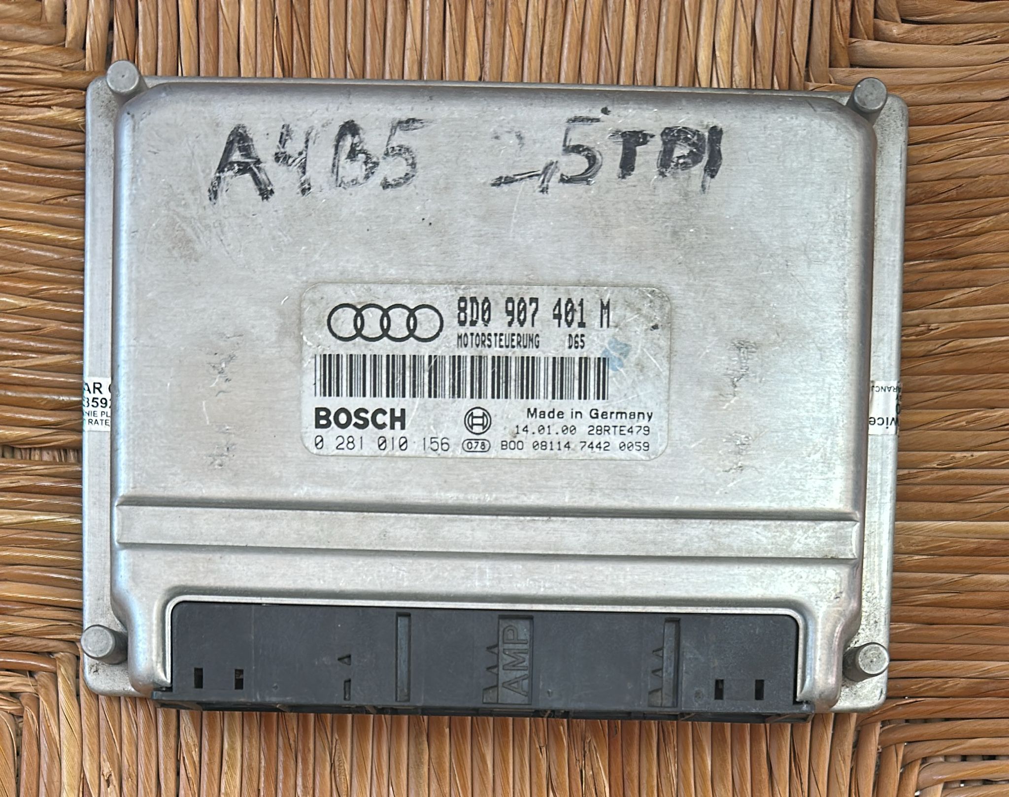 0281010156 EDC15M 8D0907401M ECU BOSCH AUDI A4 B5 8D2 8D5 1997 AL 2001 2.5 TDI V6 110KW 150CV