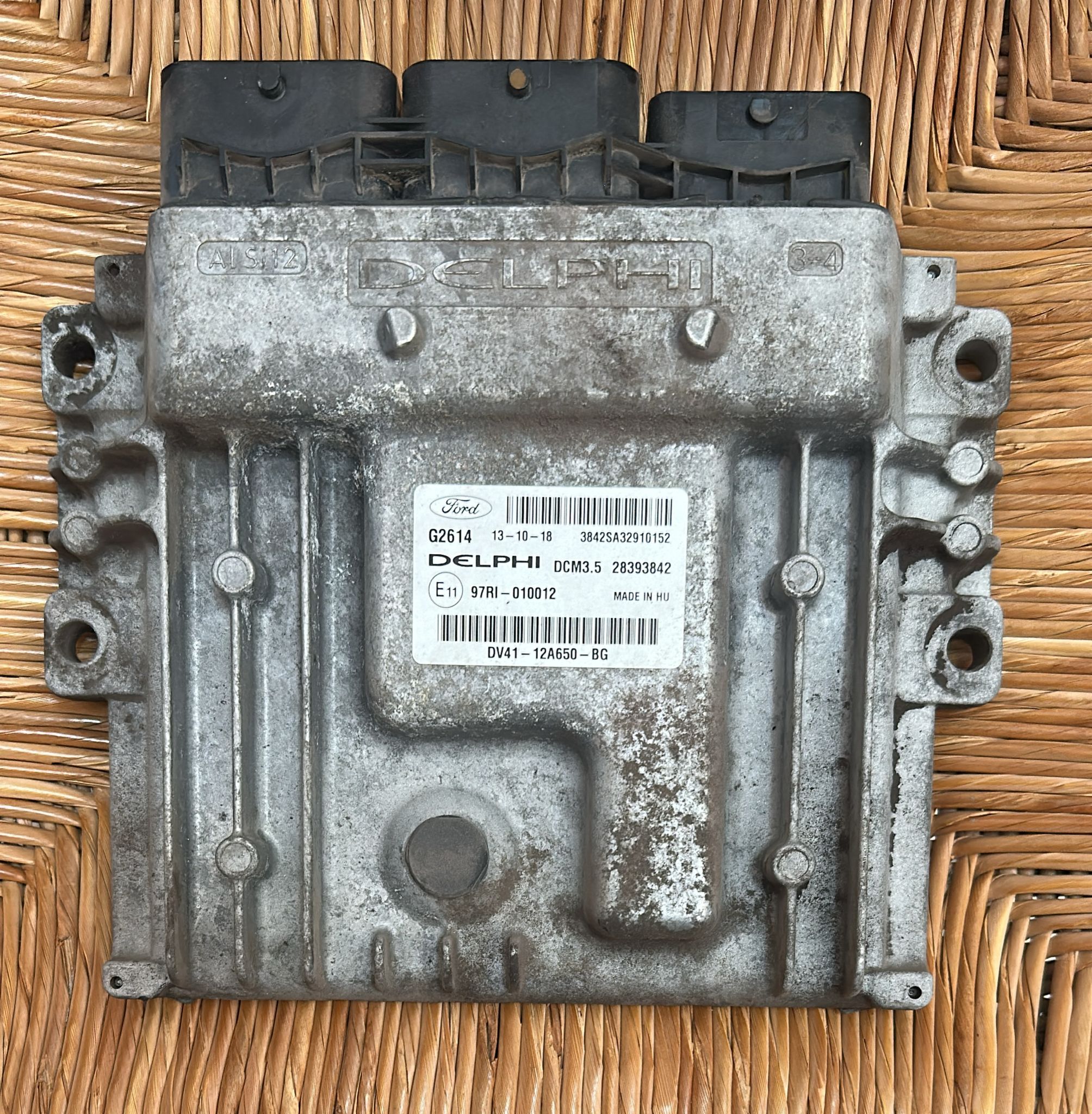 ECU CENTRALINA Ford KUGA 2.0 DV41-12A650-BG 28393842 DCM3.5 Delphi