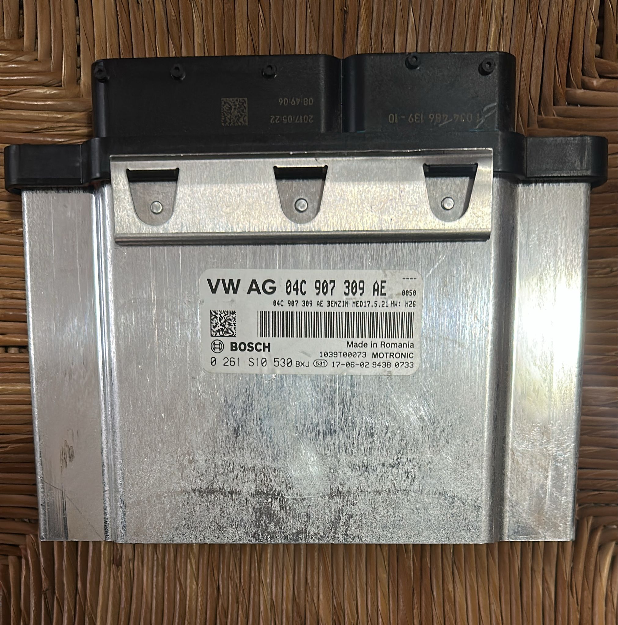 04C907309AE CENTRALINA MOTORE BOSCH MED17.5.21 0261S10530 AUDI A1 1.0 TFSI CHZ