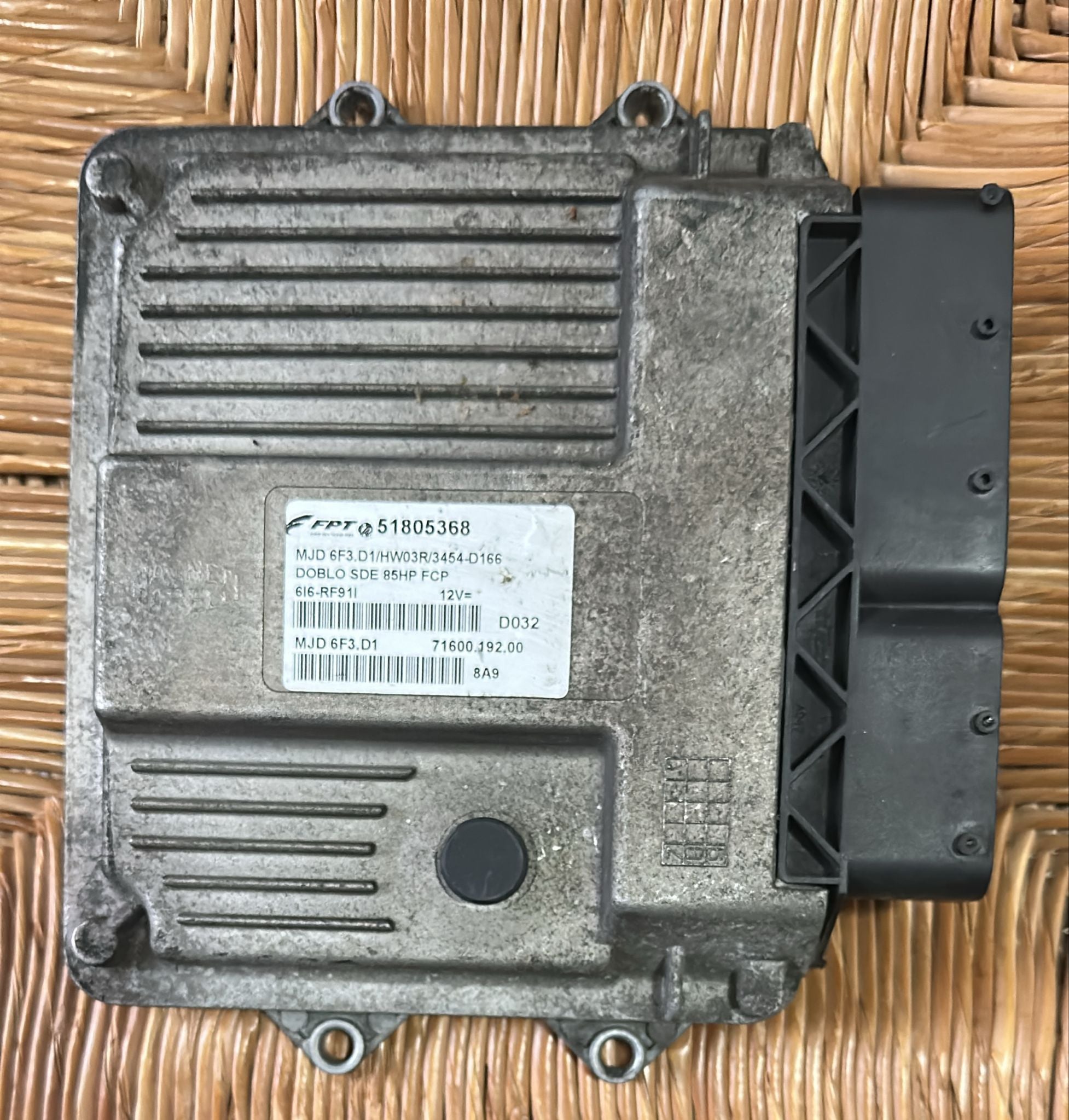MJD 6F3.D1 HW03R 51805368 CENTRALINA ECU MAGNETI MARELLI FPT FIAT DOBLO 119 223 MODELLO DAL 2005 AL 2010 1.3 JTD 62KW 85CV