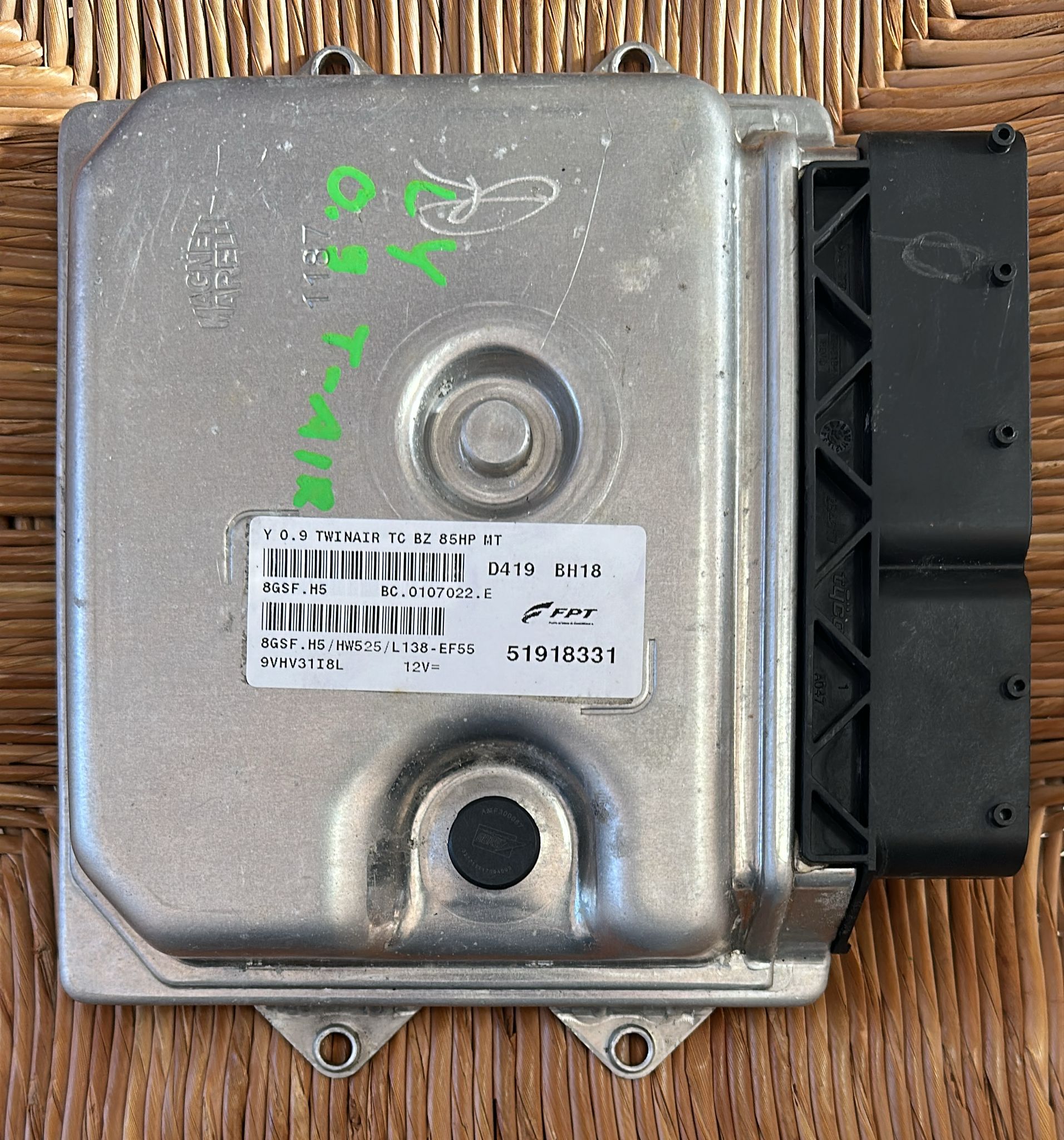 ecu LANCIA Ypsilon 0.9 b Twinair 1° Serie 51918331 188A4000 benzina 8gsf.h5 bc.0107022.e hw525