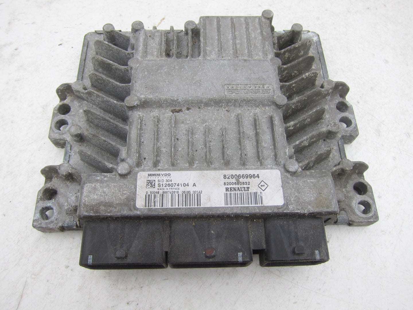 ECU Renault Clio III 8200669964 8200680832 S126074104 sid 304