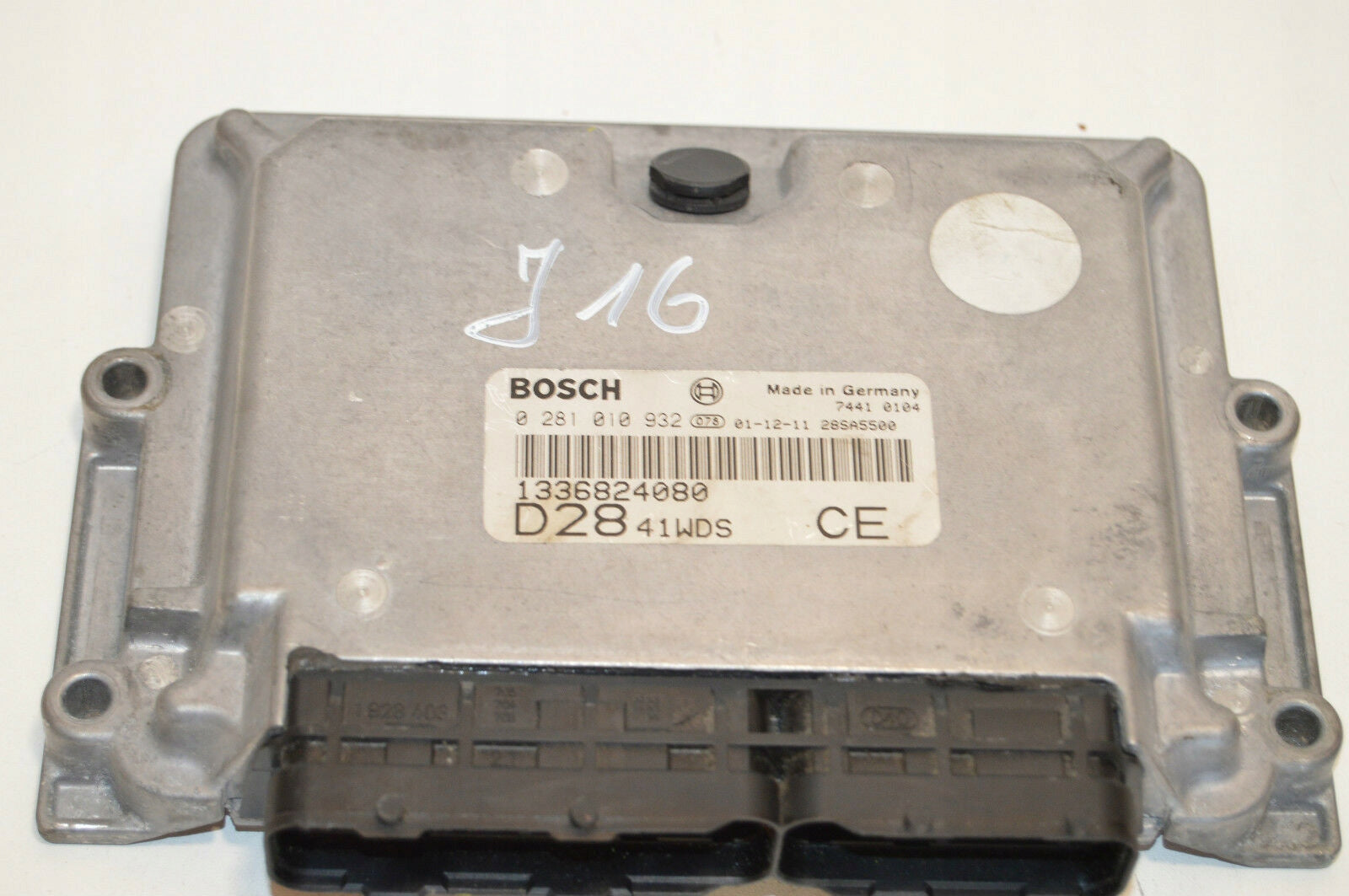 CENTRALINA MOTORE FIAT DUCATO PEUGEOT BOXER CITROEN JUMPER 2.8 JTD ANNO 2002 BOSCH 0281010932 EDC 15C7-2.22