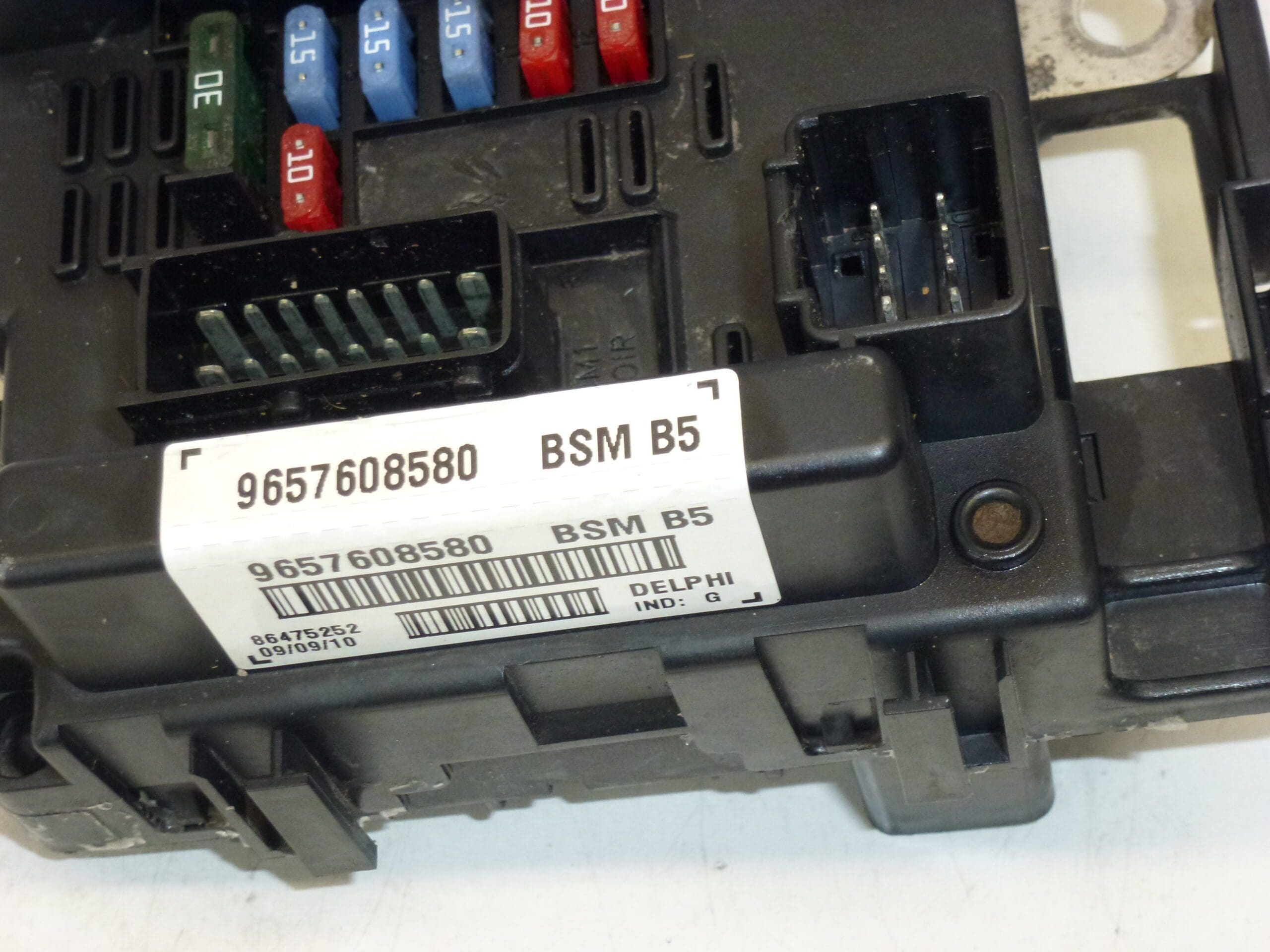 Ecu centralina scatola fusibili delphi 9657608580 bsm b5