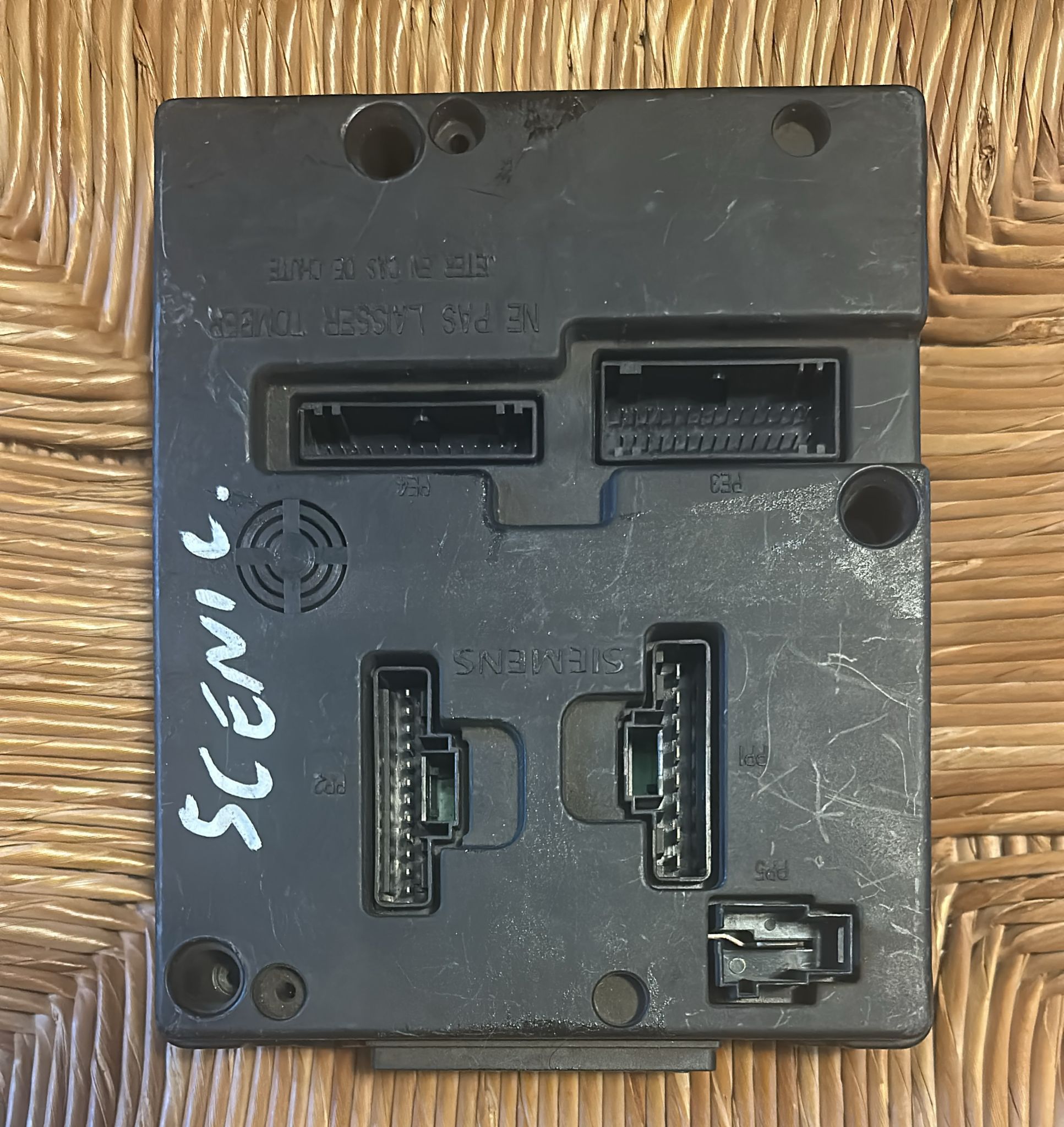 RENAULT MEGANE SCENIC (1999) 1.9 D 72KW 5P CENTRALINA BODY COMPUTER 7703297929