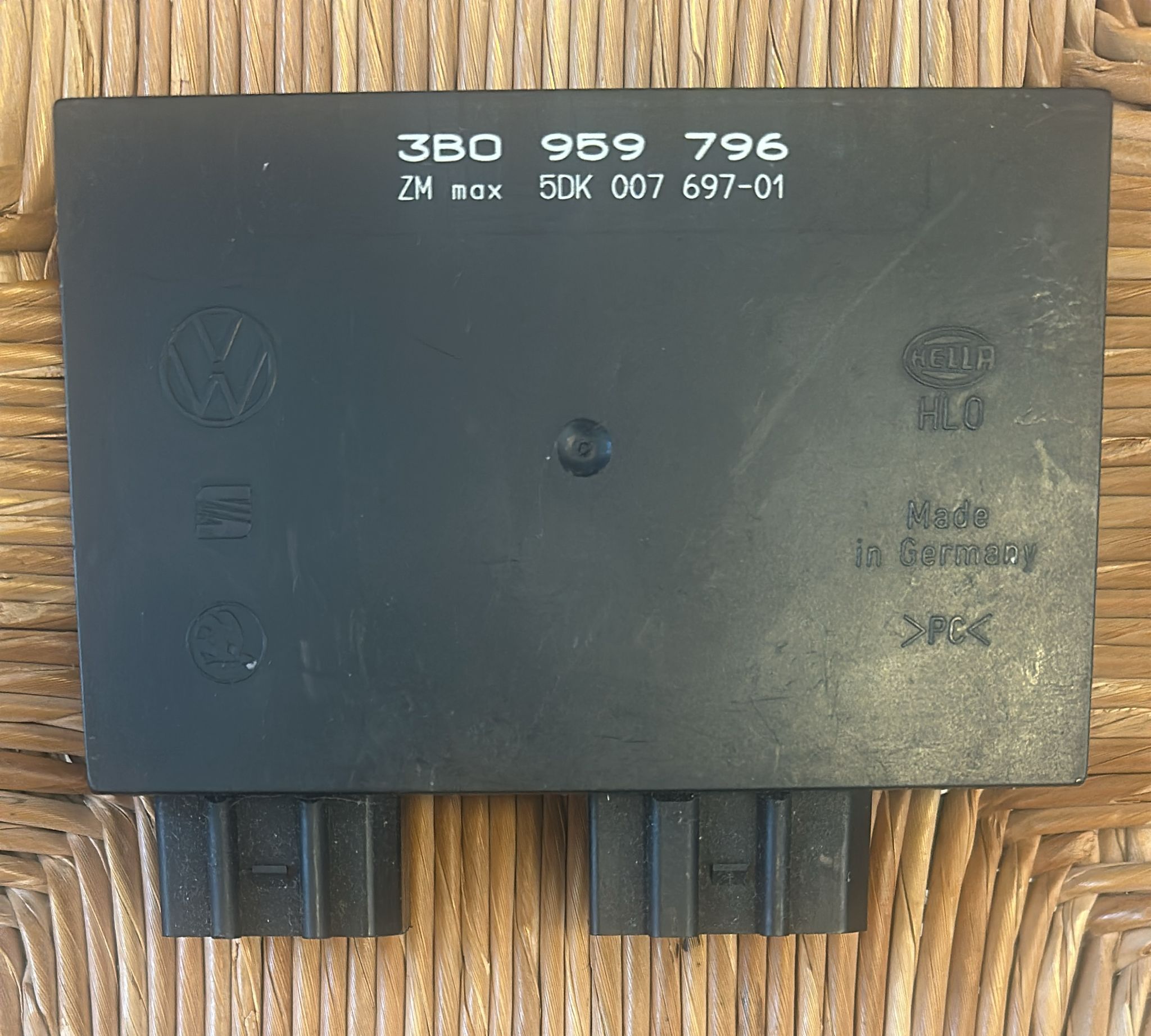 VW Passat B5 1998 1.9tdi Comfort/convenience module 3B0959796 5DK00769701 42P