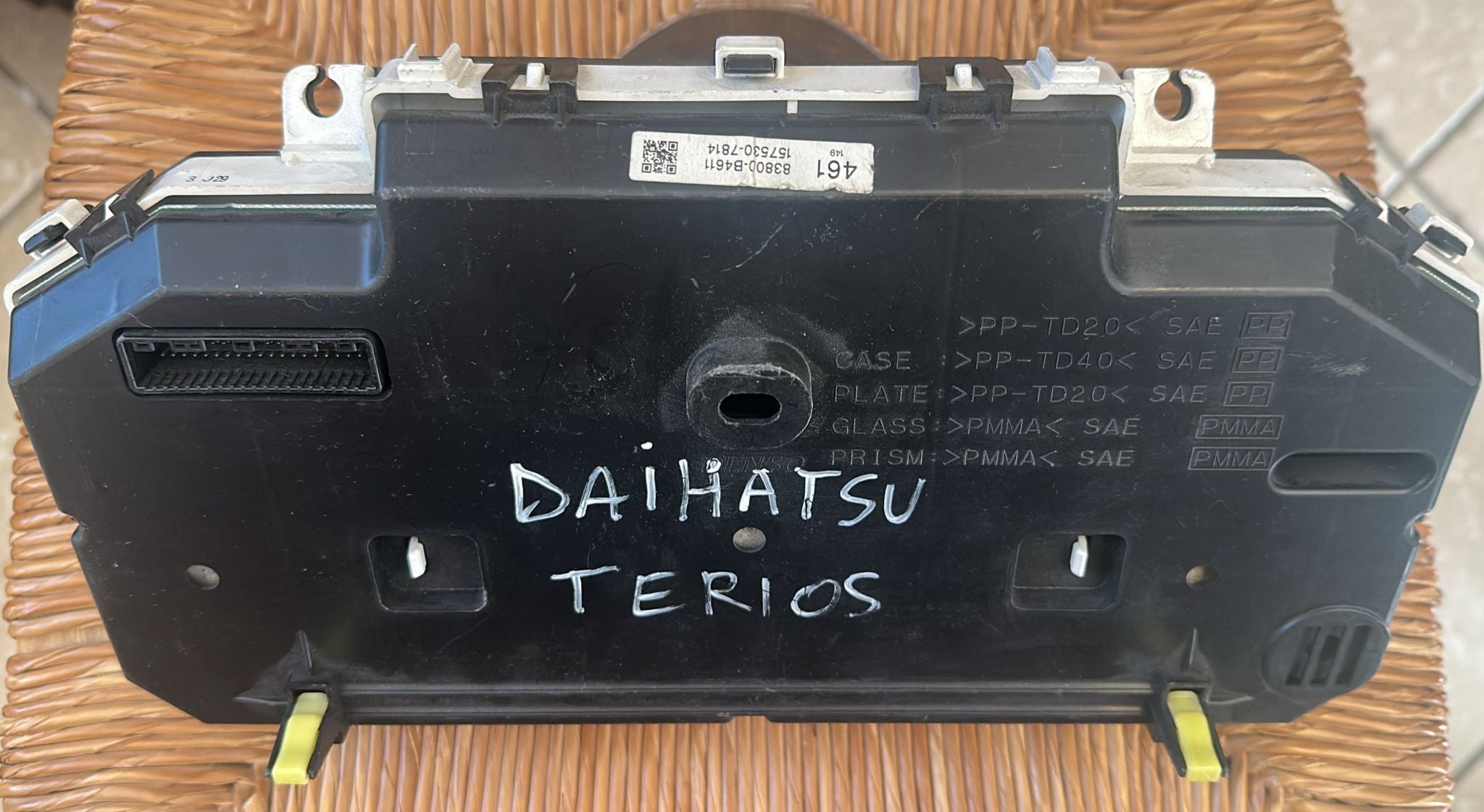 83800-B4611 QUADRO STRUMENTI CONTACHILOMETRI DAIHATSU TERIOS 1.5 B 4X4 77KW 5M 5P