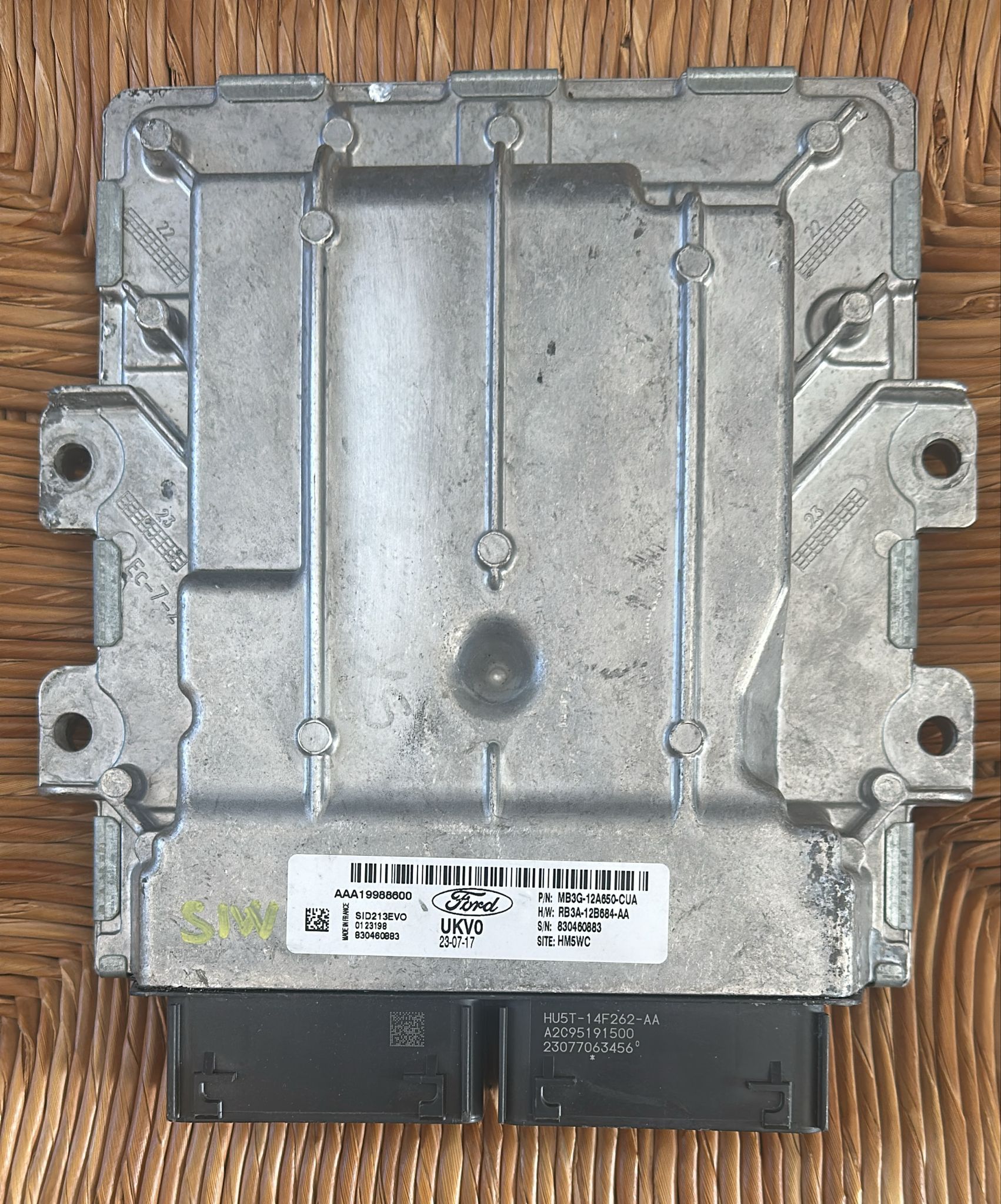 Ford Ranger 2.0 tdci / mb3g-12a650-cua sid213 / RB3A-12B684-AA / AAA19988600 0123066