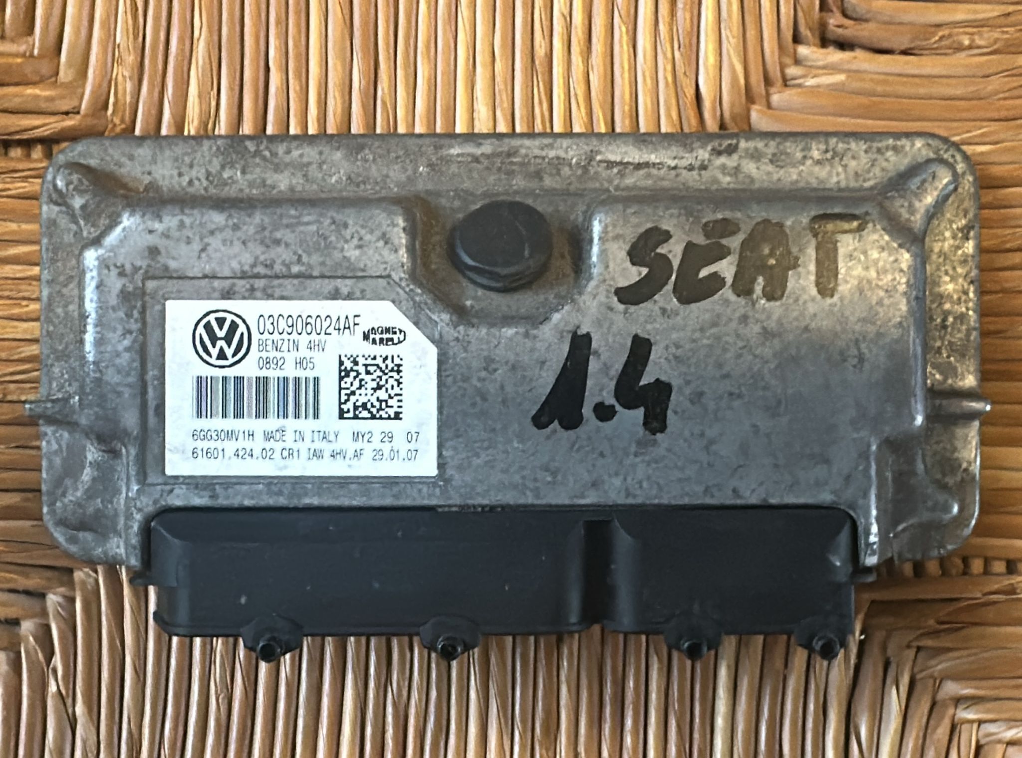 Centralina ECU MAGNETI MARELLI 4HV.AF SEAT IBIZA 6J 1.4 63kw 03C906024AF 2008 201