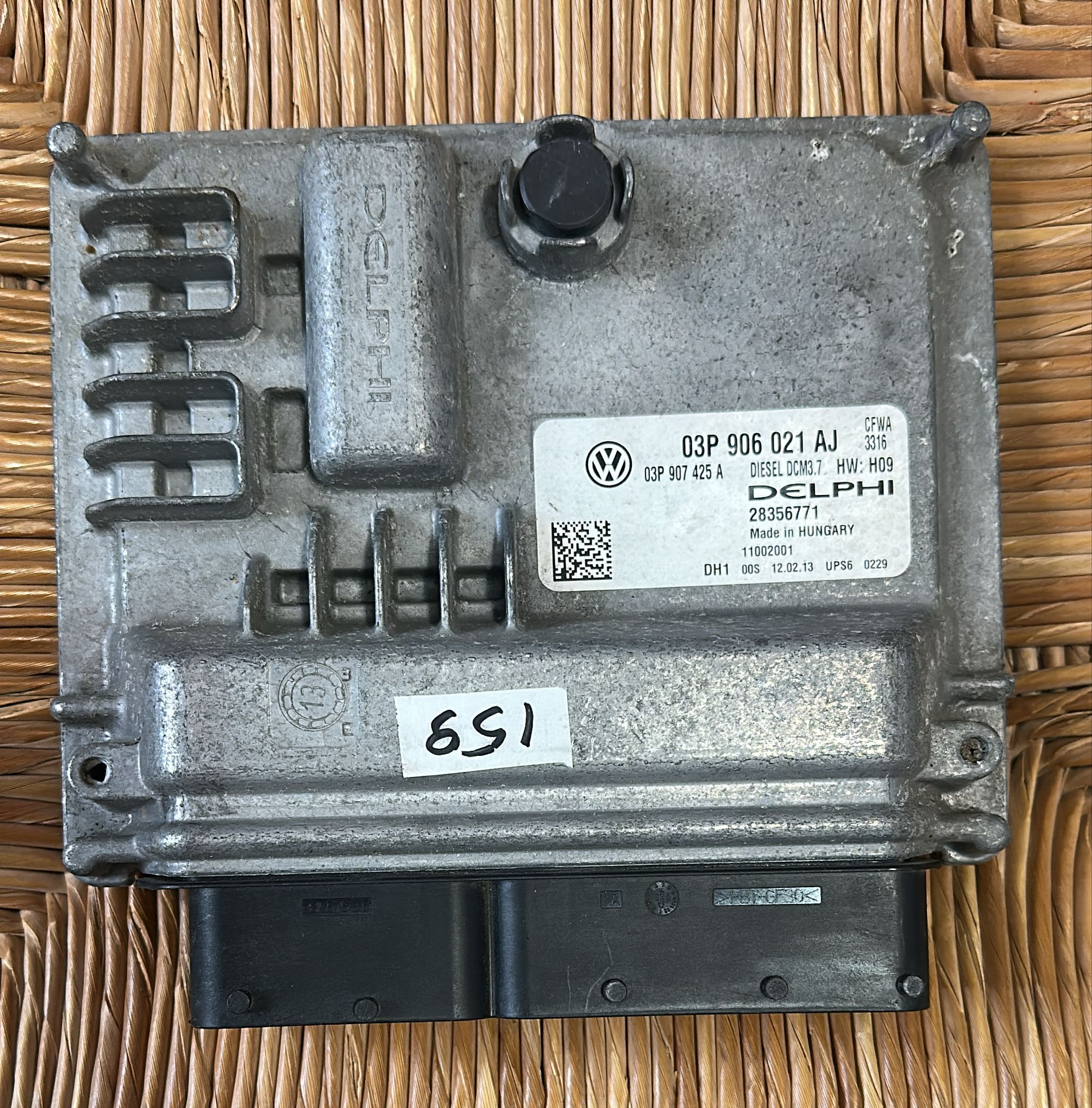 ECU DELPHI VOLKSWAGEN POLO 6R 1.2 TDI 55kw CFW 28356771 03P906021AJ 03P907425A Hw 09 DCM3.7
