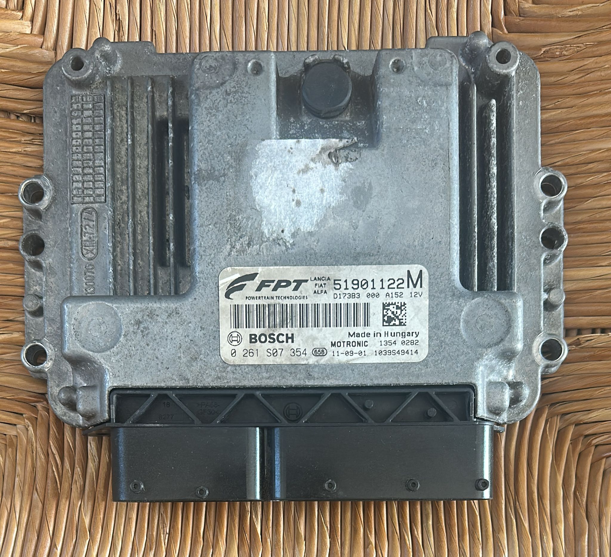 ECU MED17.3.1 0261S07354 51901122 ALFA ROMEO 159 1.8 TBI